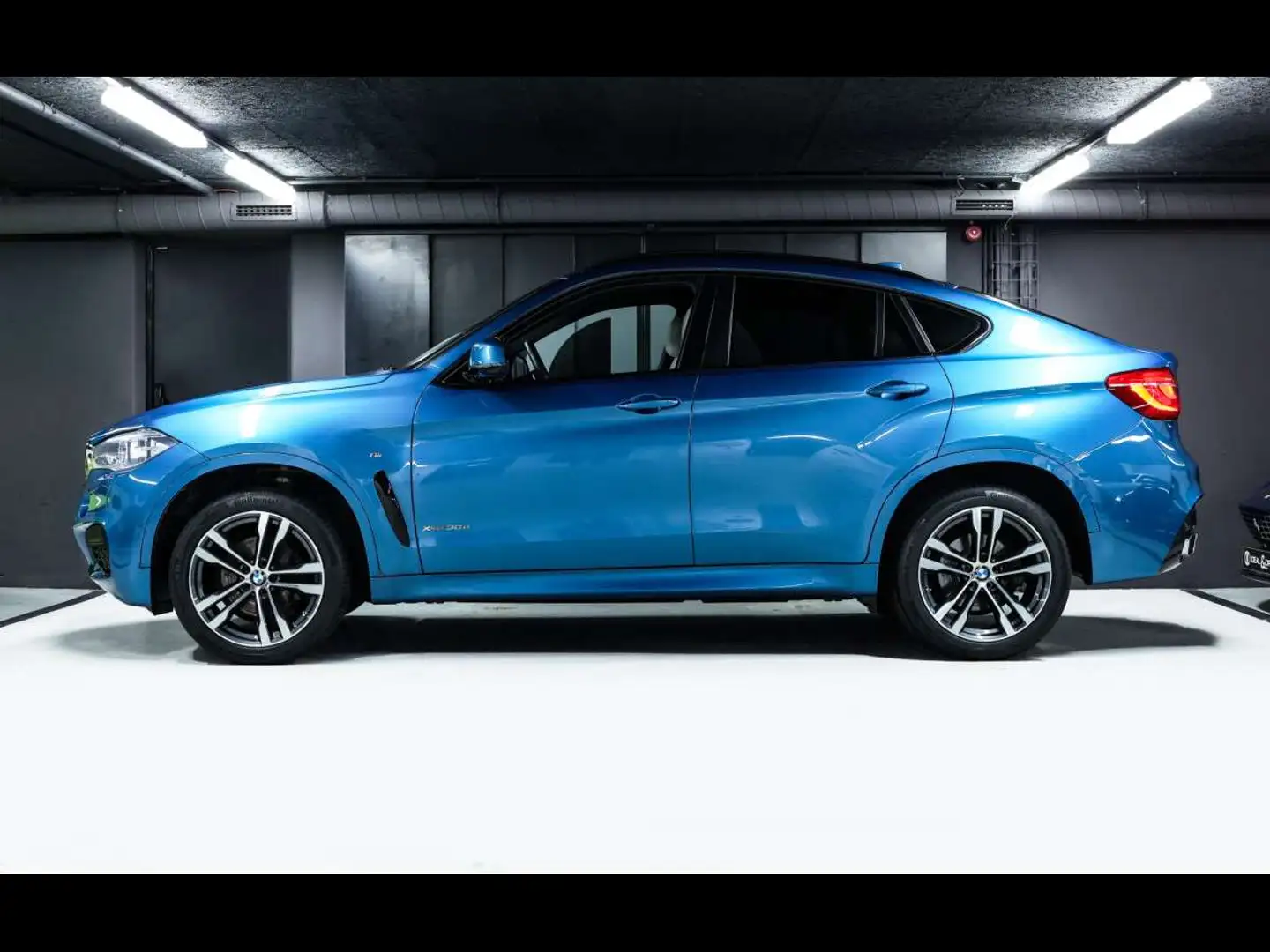 BMW X6 XDRIVE 30DM SPORTSERVICE PACK 11/2028CARBON Bleu - 2
