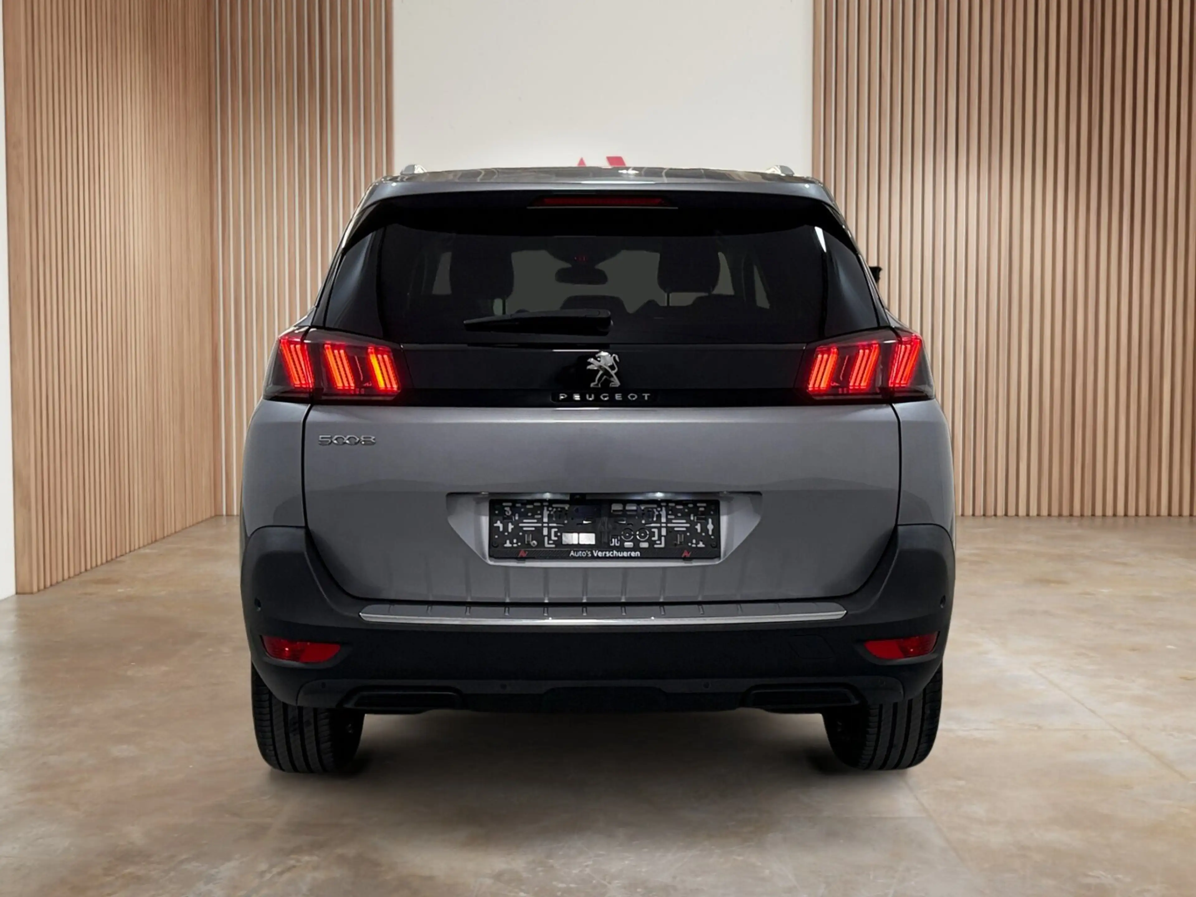 Peugeot 5008 Allure 1.2 PureTech EAT8 ** Navi/Carplay | Keyl... — photo 8