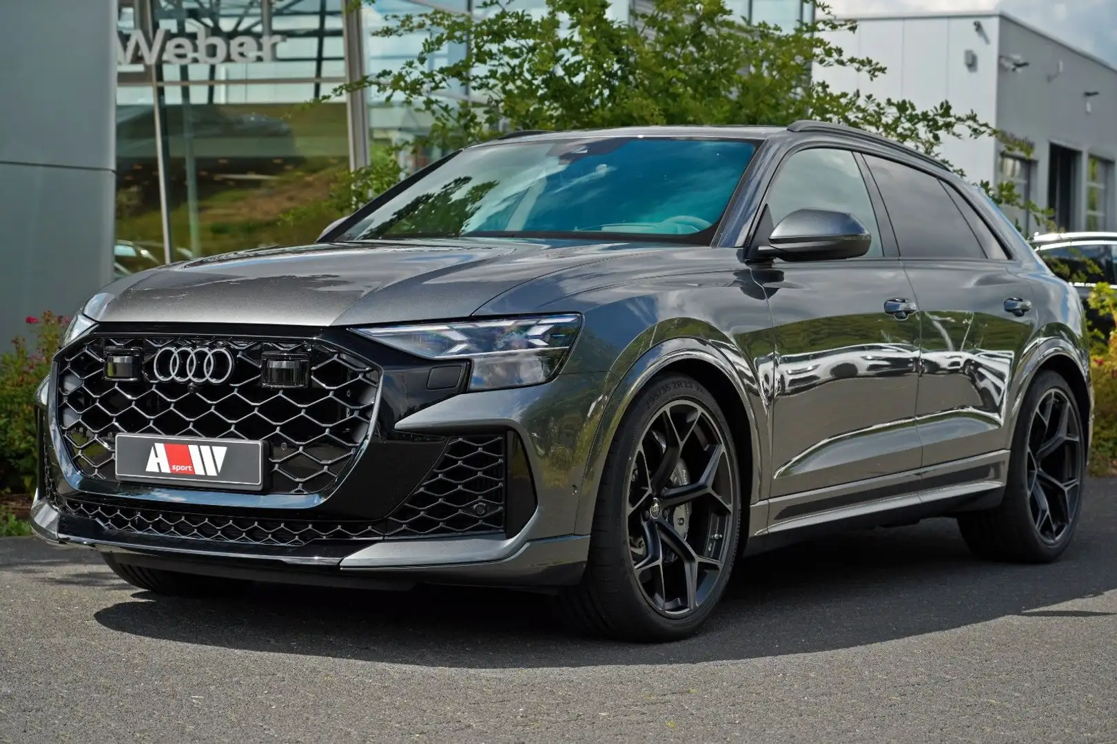 Audi RS Q8 perf 305KMH AHK MASSAGE OLED LASER KERAMIK Grau - 2