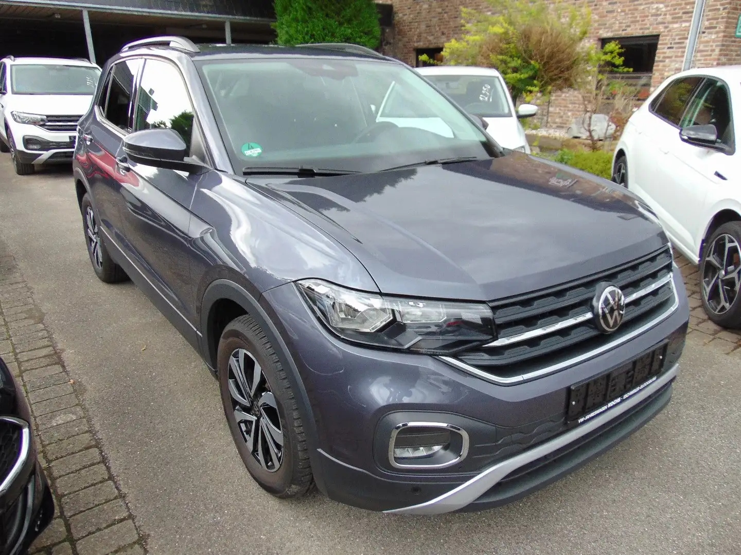 Volkswagen T-Cross 1.0 TSI OPF 81 kW DSG ACTIVE Grau - 1