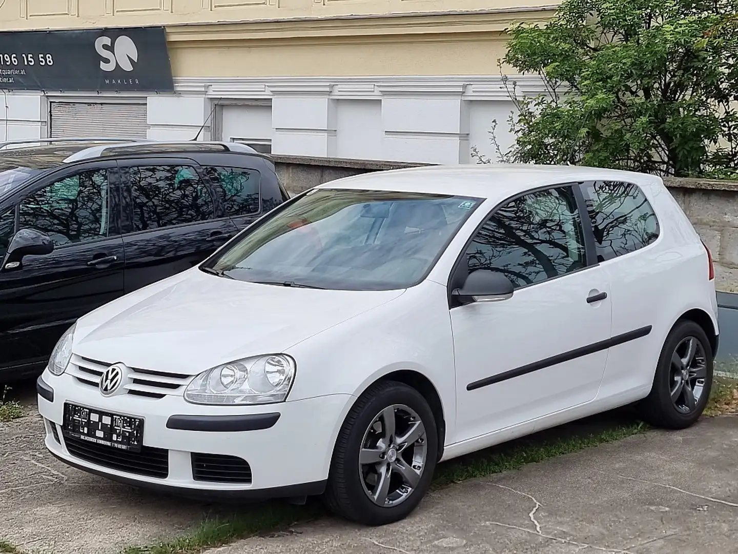 Volkswagen Golf Trendline 1,9 TDI DPF Blanc - 2