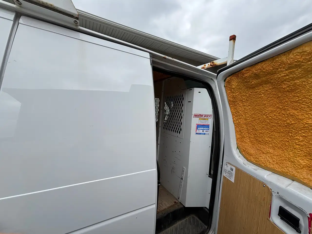 Ford Econoline снимка Ford Econoline