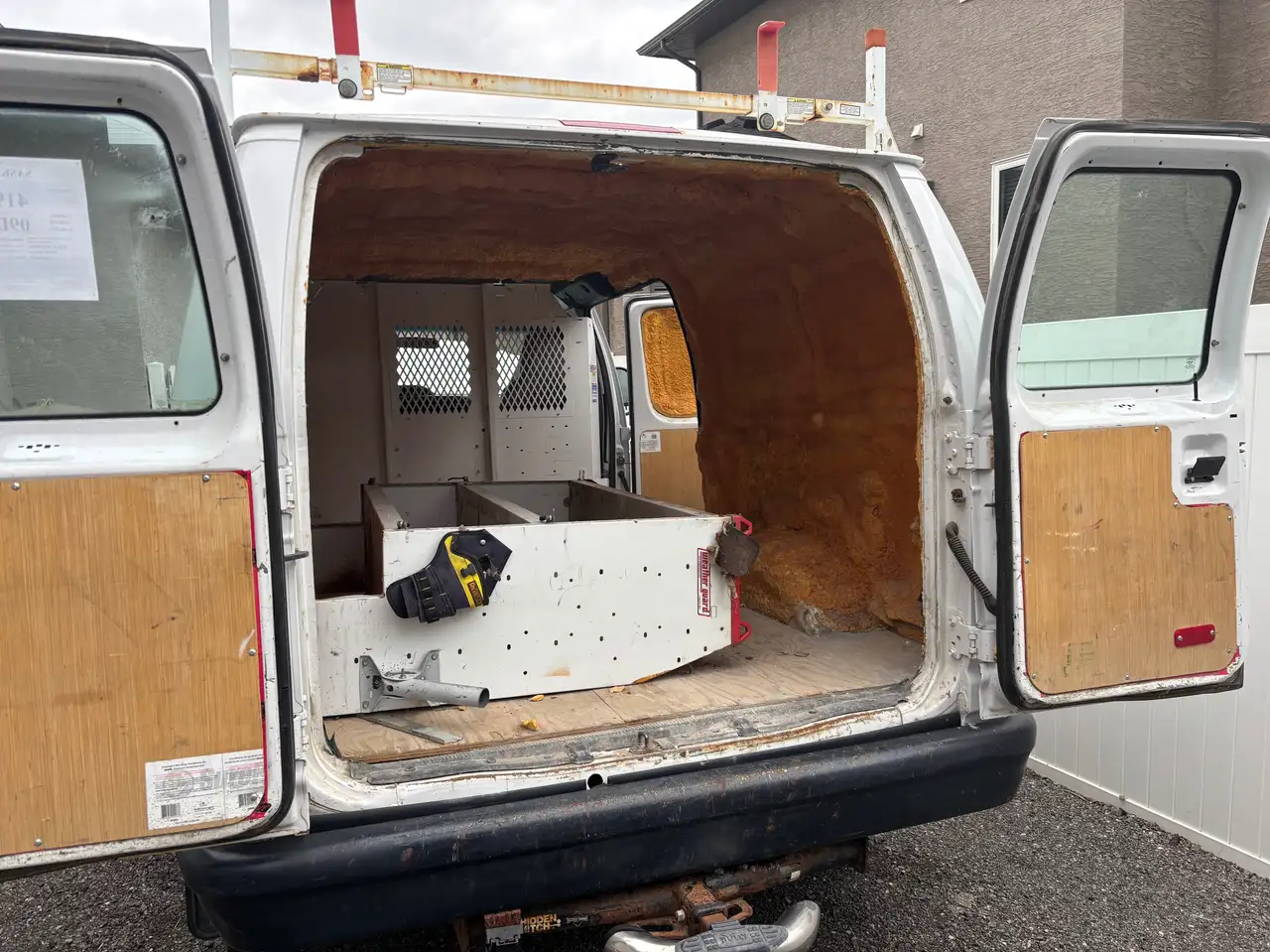 Ford Econoline снимка Ford Econoline
