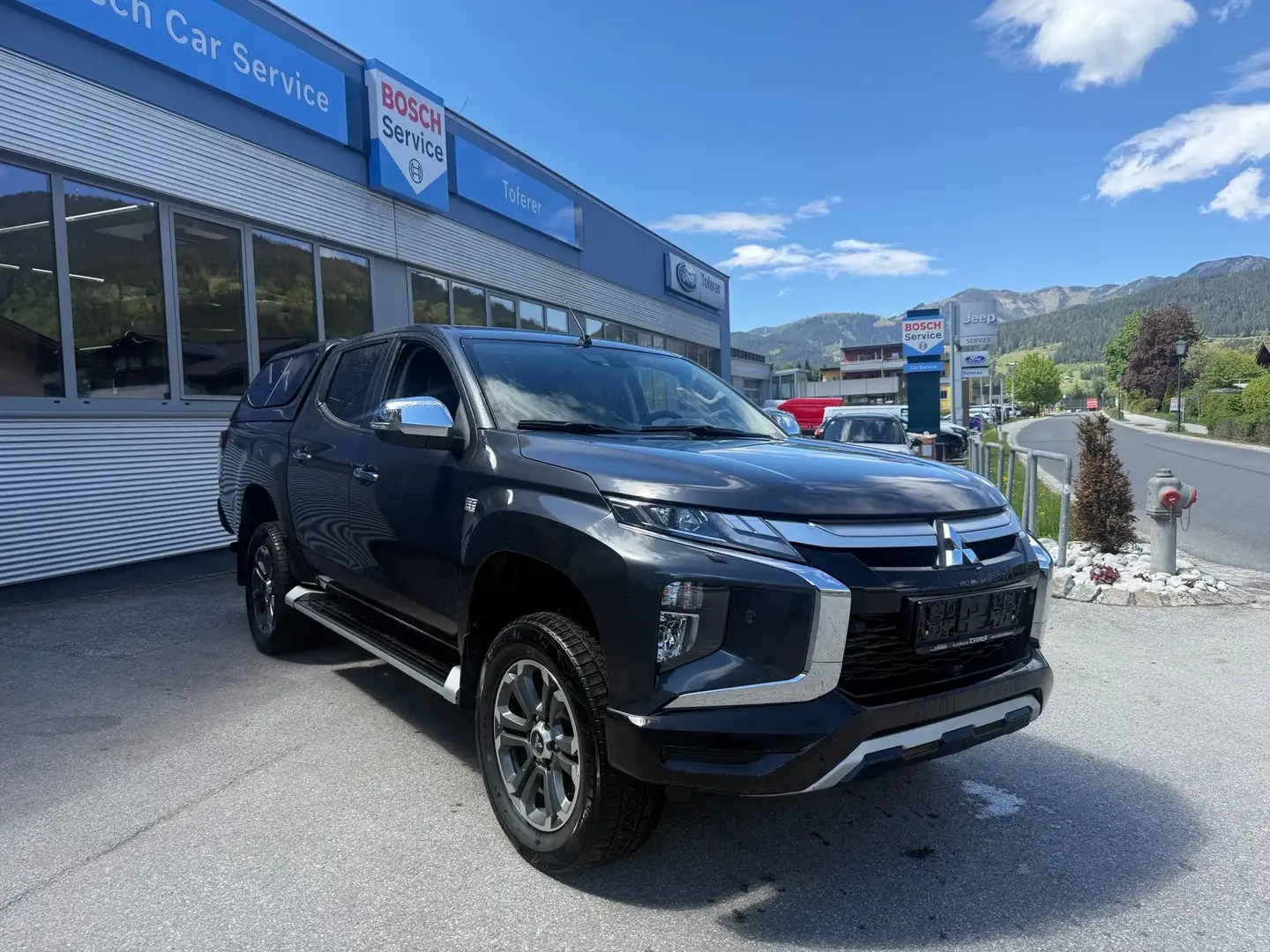 Mitsubishi L200 Diamond Aut. inkl. Hardtop Grau - 2
