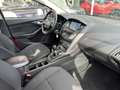 Ford Focus Wagon 1.5 TDCI Lease Edition navigatie airco inc b Rood - thumbnail 3