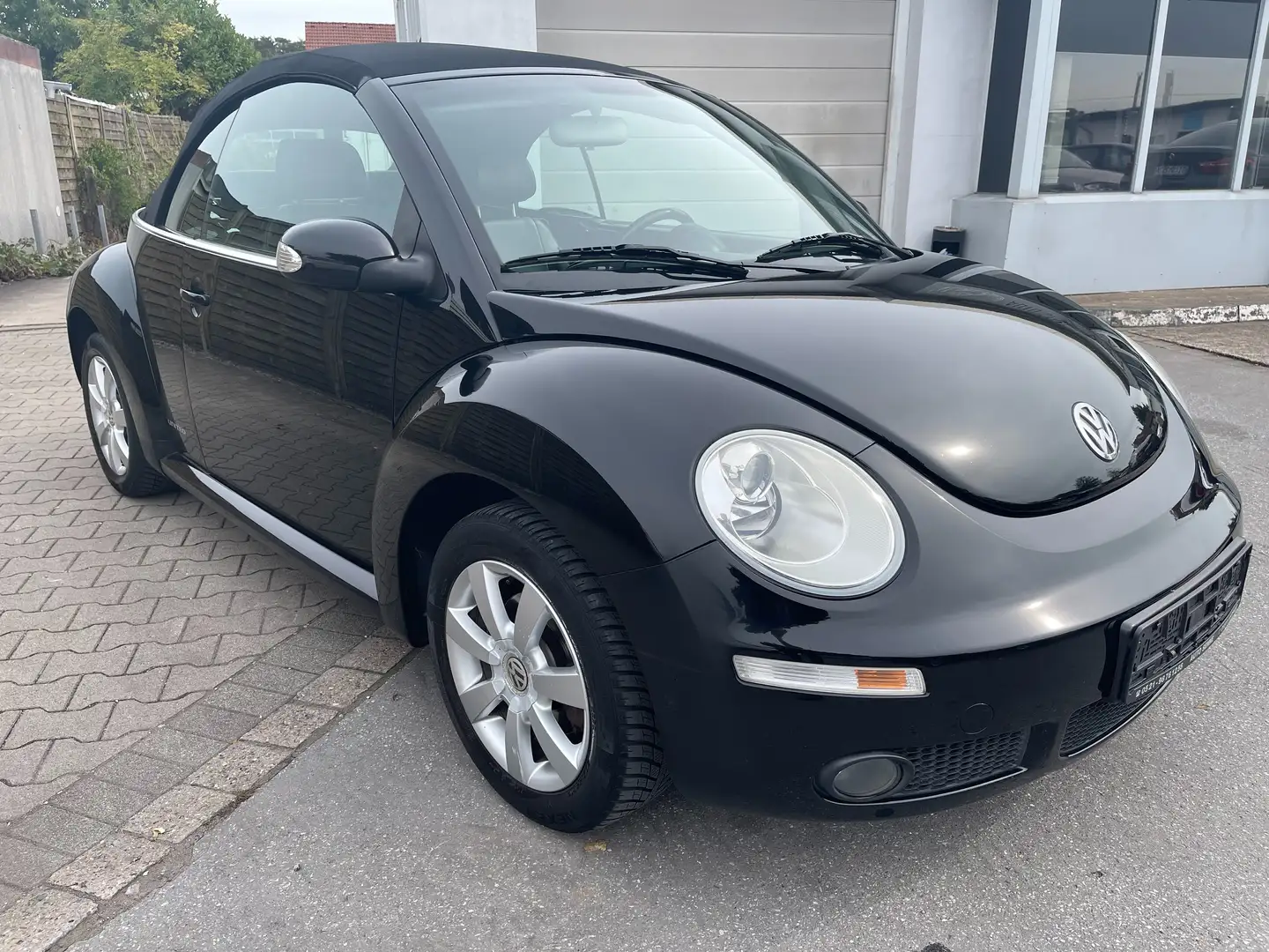 Volkswagen New Beetle 1.6 United~2 Hand~Leder~ Schwarz - 2