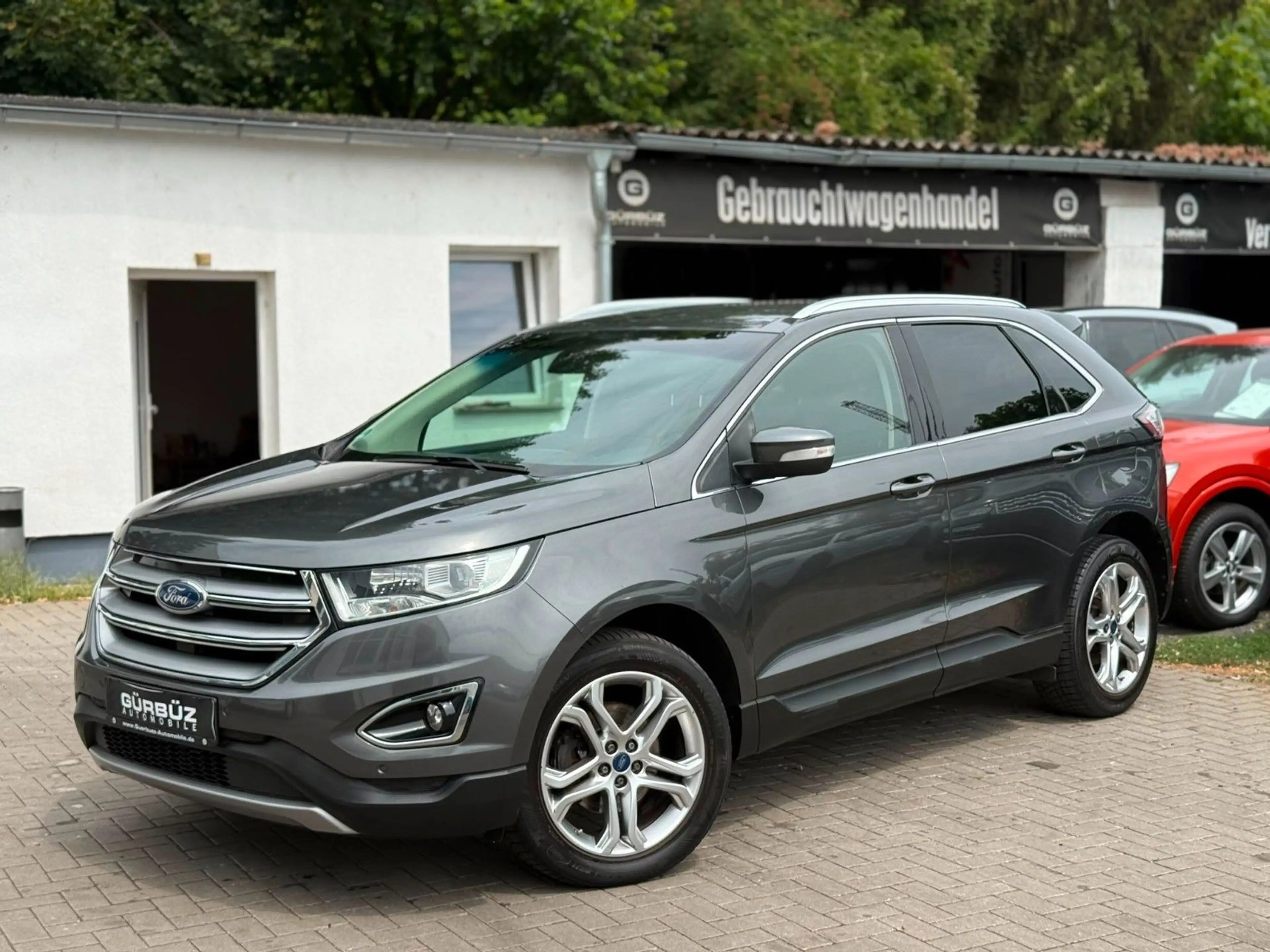 Ford Edge Titanium 4x4*Keyless*8Fach*Navi*Szhz — photo 3