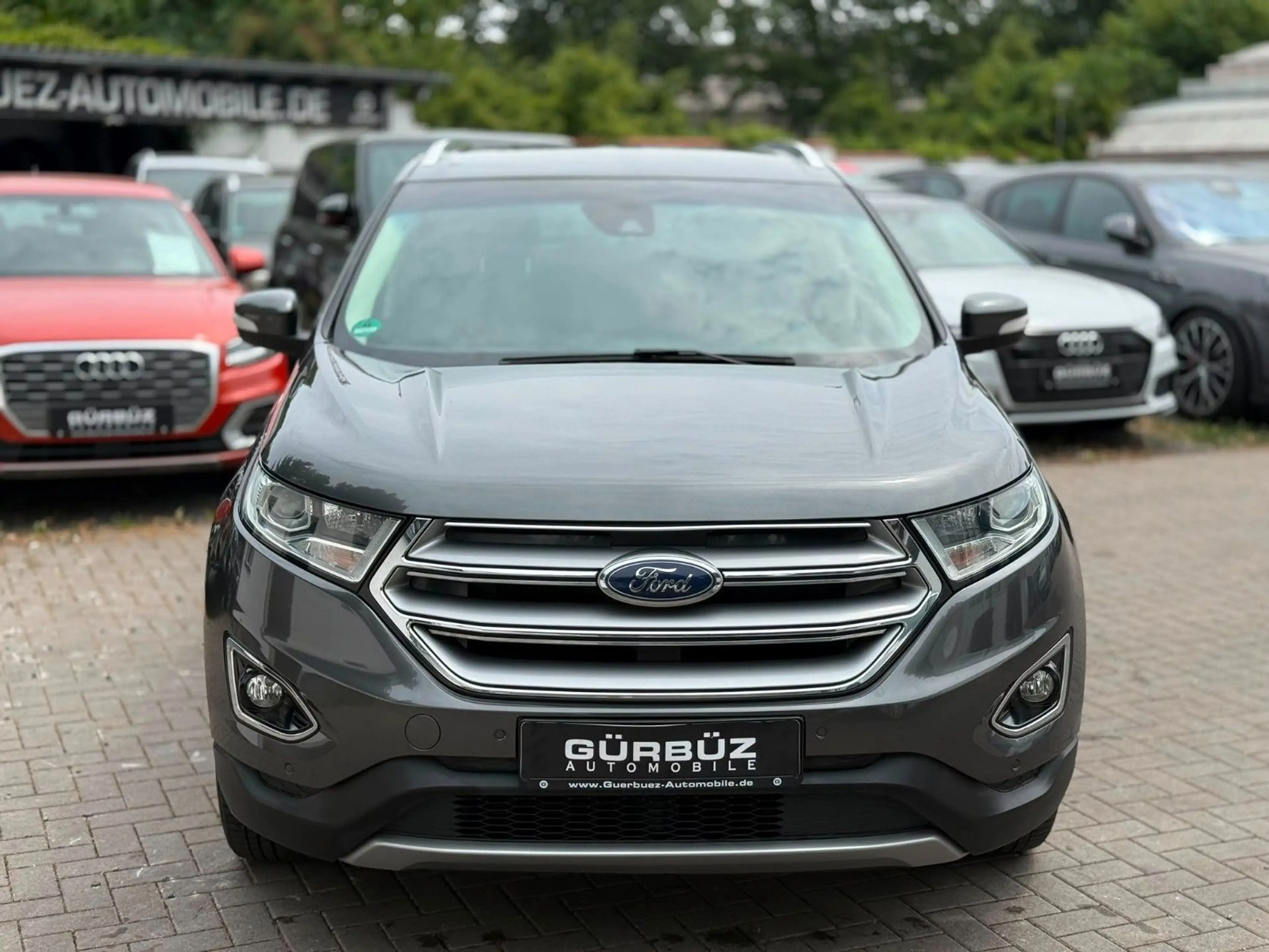 Ford Edge Titanium 4x4*Keyless*8Fach*Navi*Szhz — photo 2