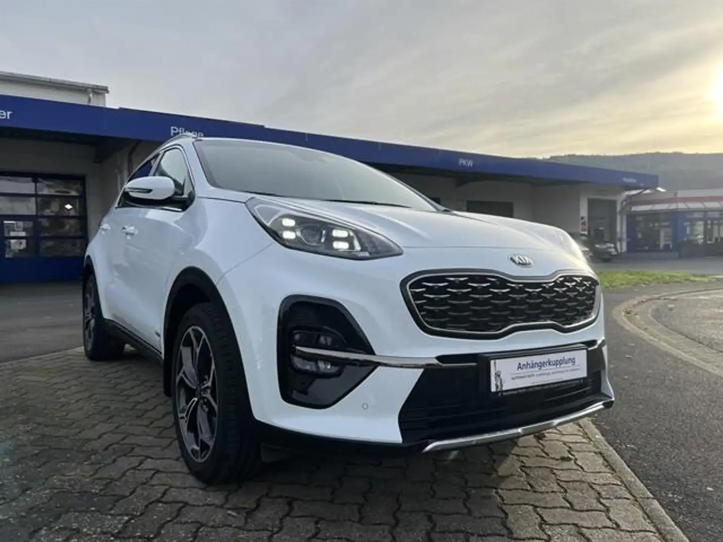 Kia Sportage 4x4 GT AHK PANO NAVI 360 JBL LEDER Weiß - 2