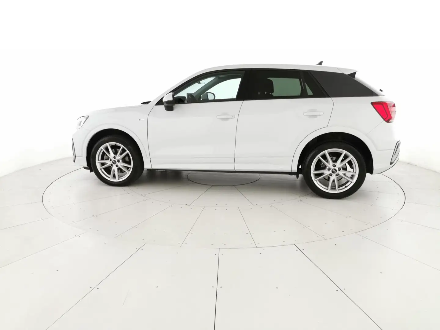 Audi Q2 35 2.0 tdi S line edition s-tronic Bianco - 2