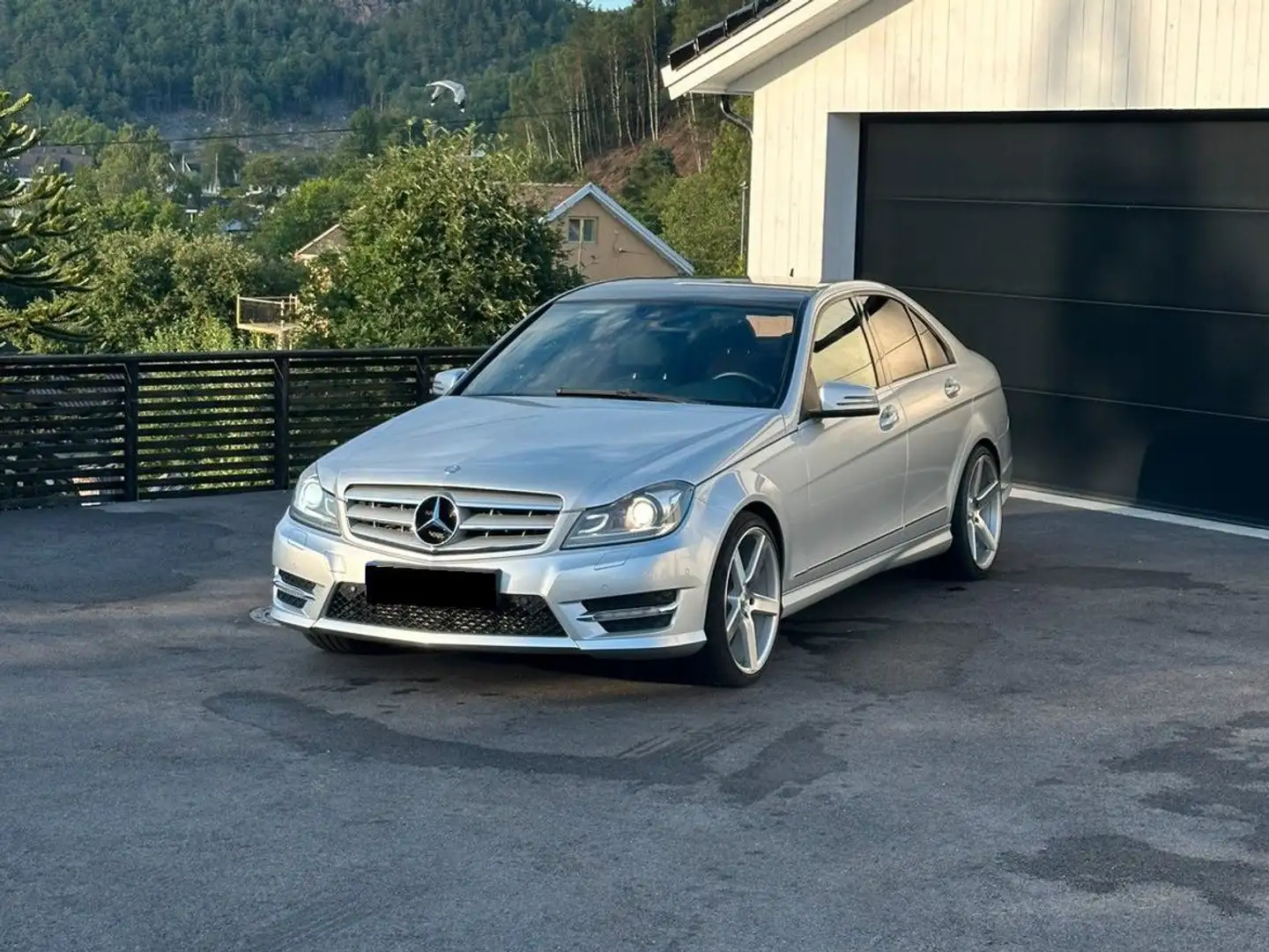 Mercedes-Benz C 180 C 180 CDI DPF (BlueEFFICIENCY) 7G-TRONIC Avantgard Stříbrná - 1