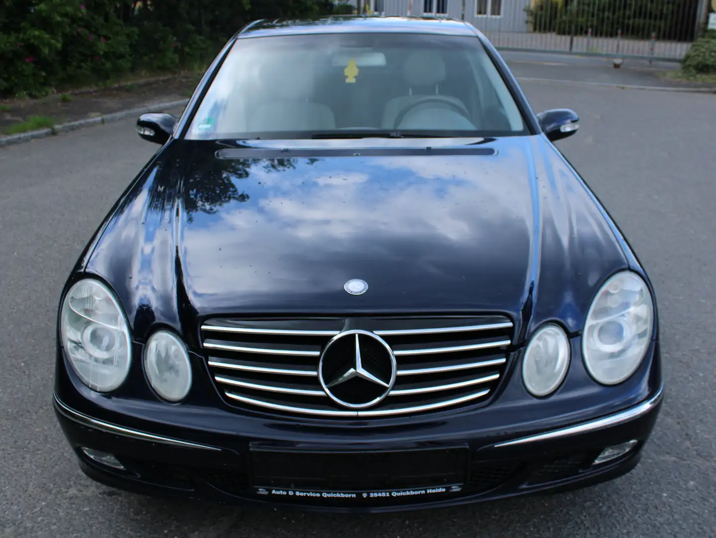 Mercedes-Benz E 220 E 220 CDI Schiebe+Klima+Sitzhz+TÜV Azul - 2