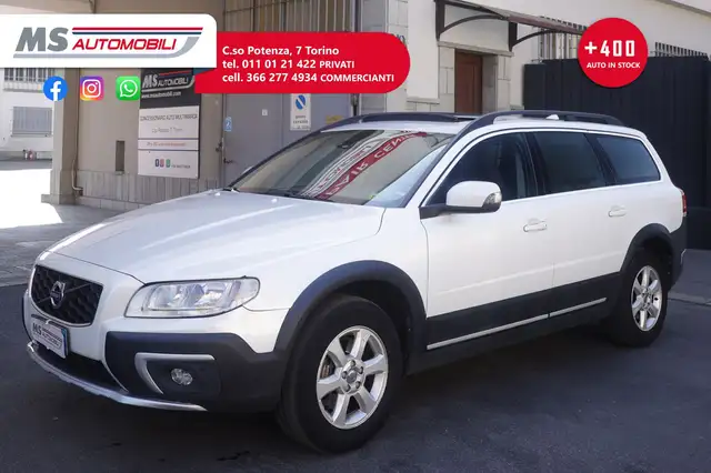 Volvo XC70 view 11
