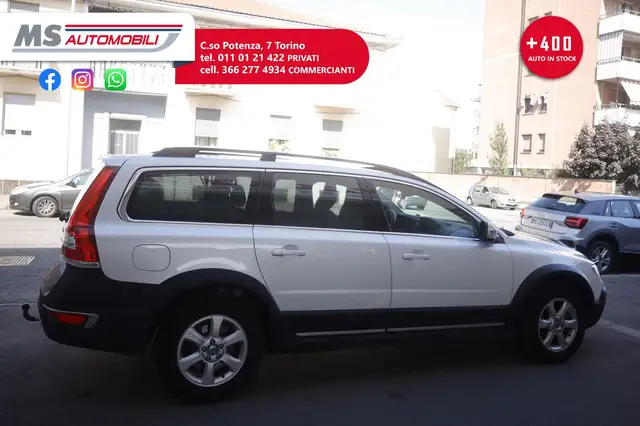 Volvo XC70 view 13