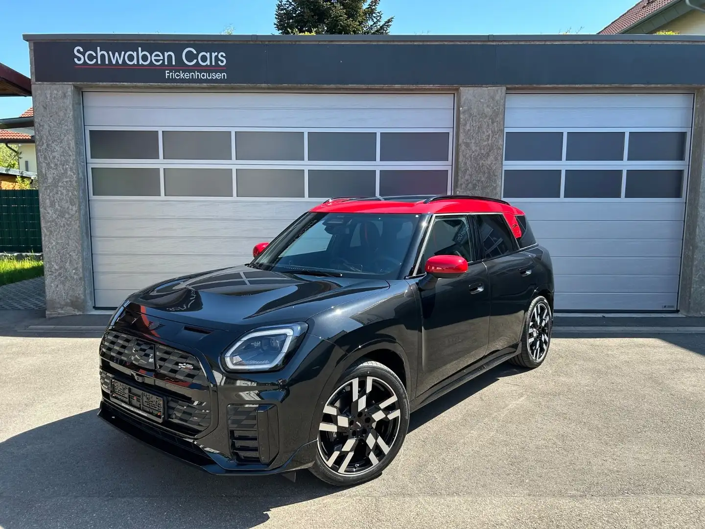MINI Cooper SE Countryman Countryman SE ALL4 JOHN COOPER WORKS XL ACC AHK Schwarz - 1