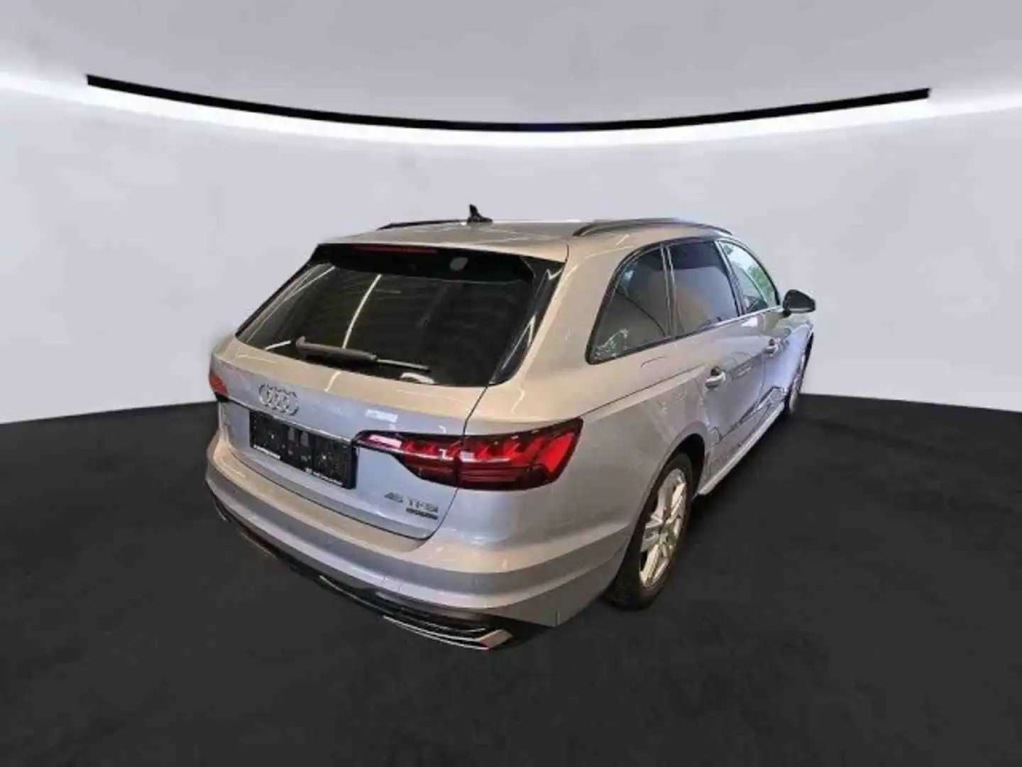 Audi A4 Avant 45 TFSI quattro advanced 265PS S Tronic Silber - 2
