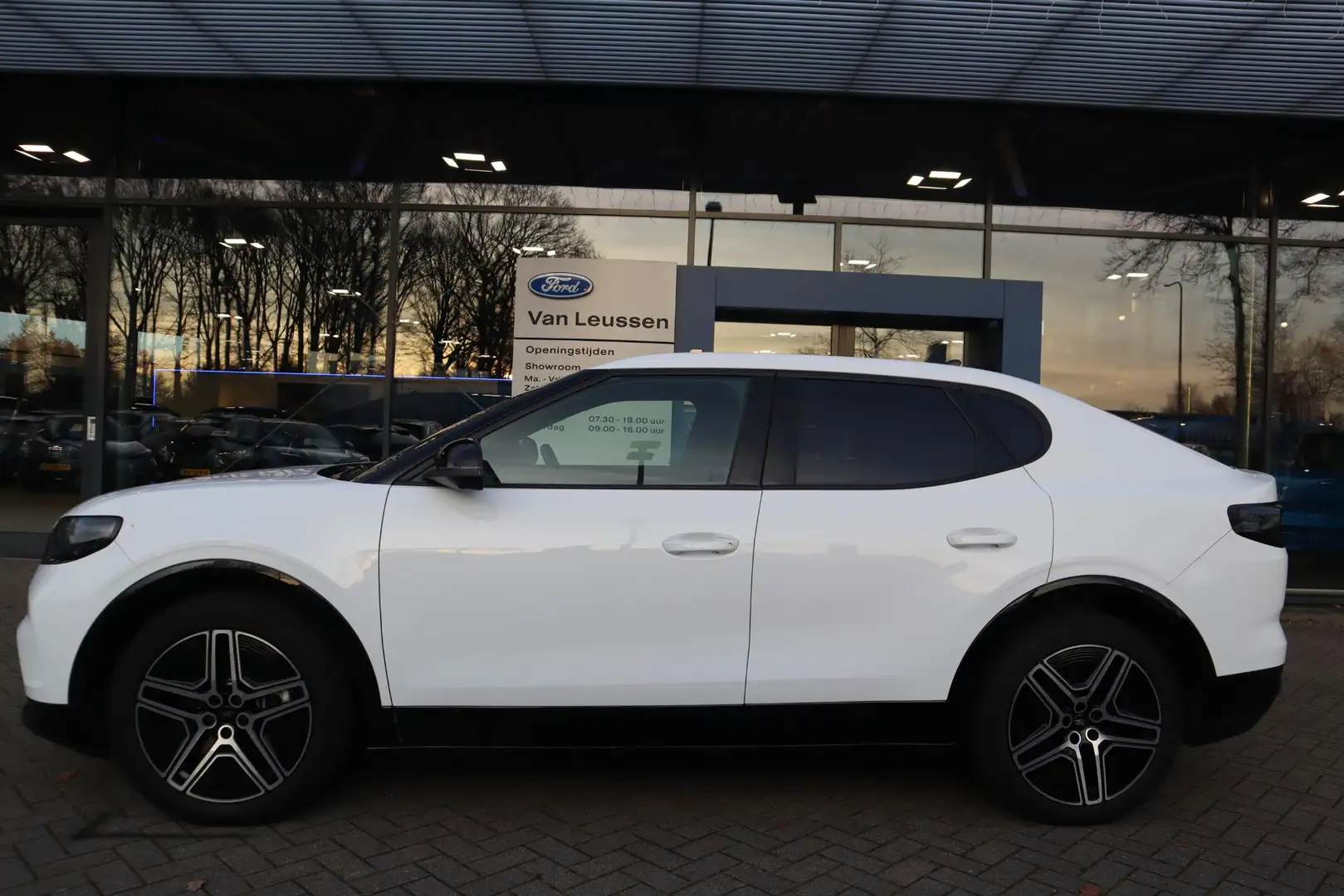 Ford Capri EXTENDED RANGE RWD 77KWH PREMIUM WARMTEPOMP B&O PA Blanc - 2