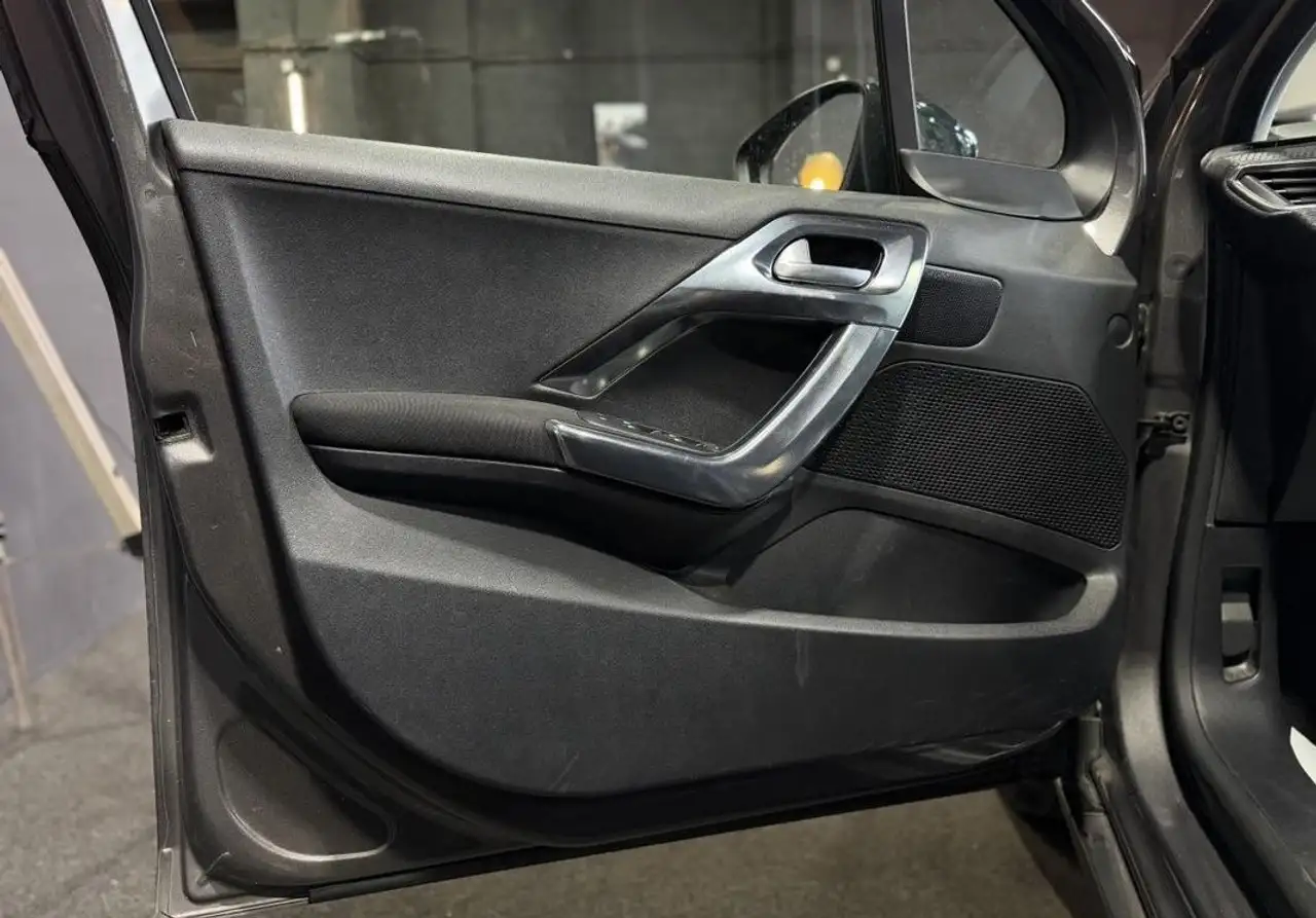 Peugeot 2008 2008 — photo 10
