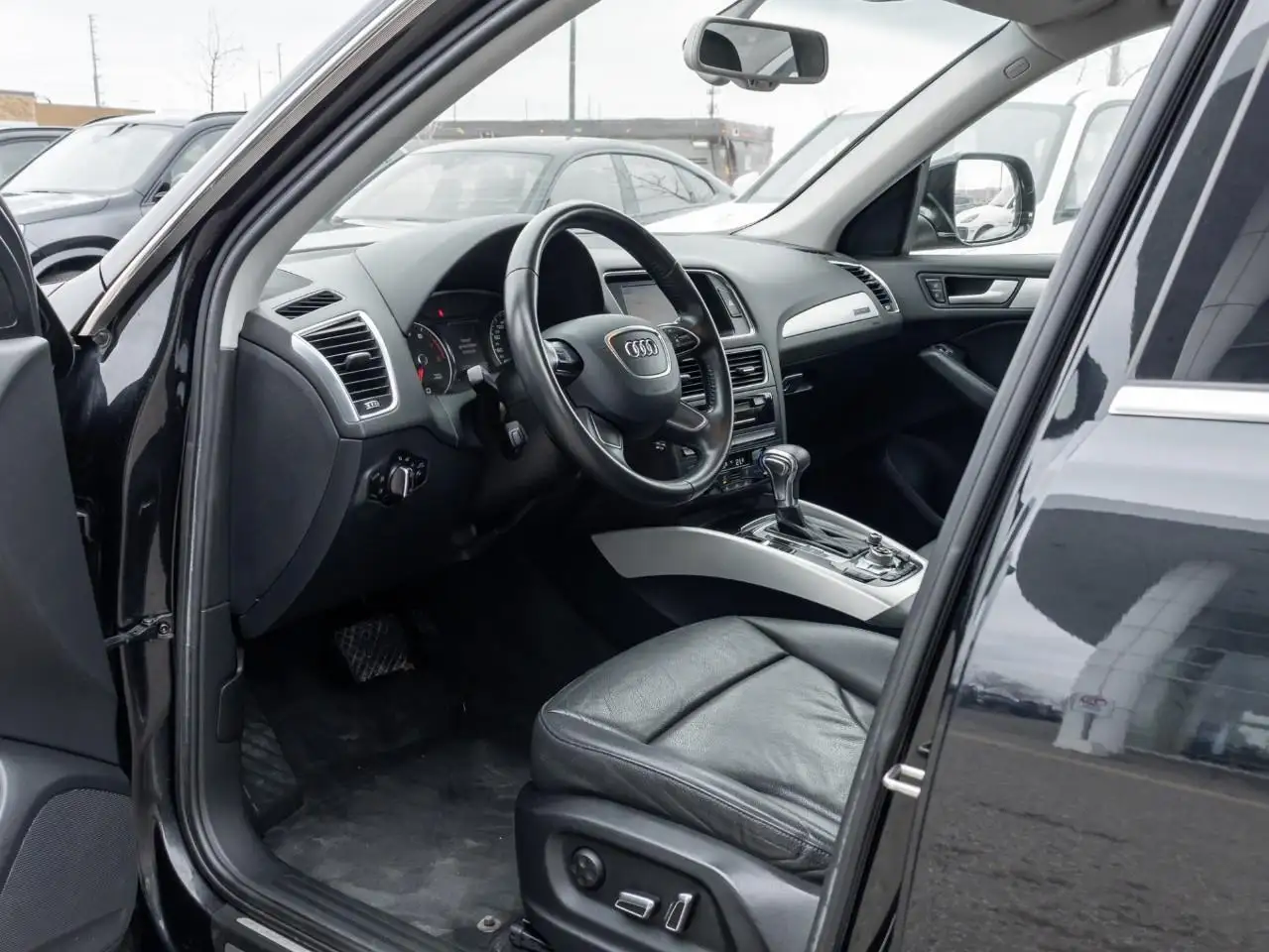 Audi Q5 снимка Audi Q5