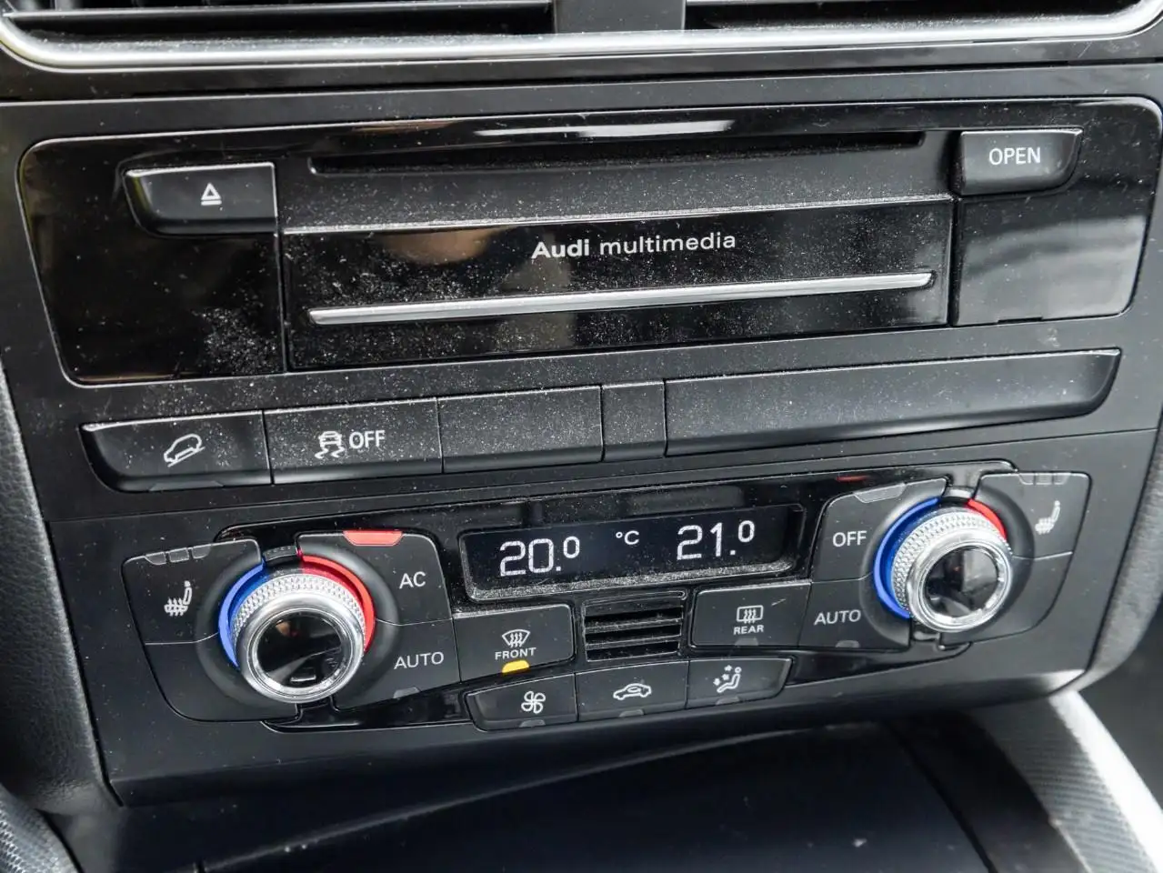 Audi Q5 снимка Audi Q5