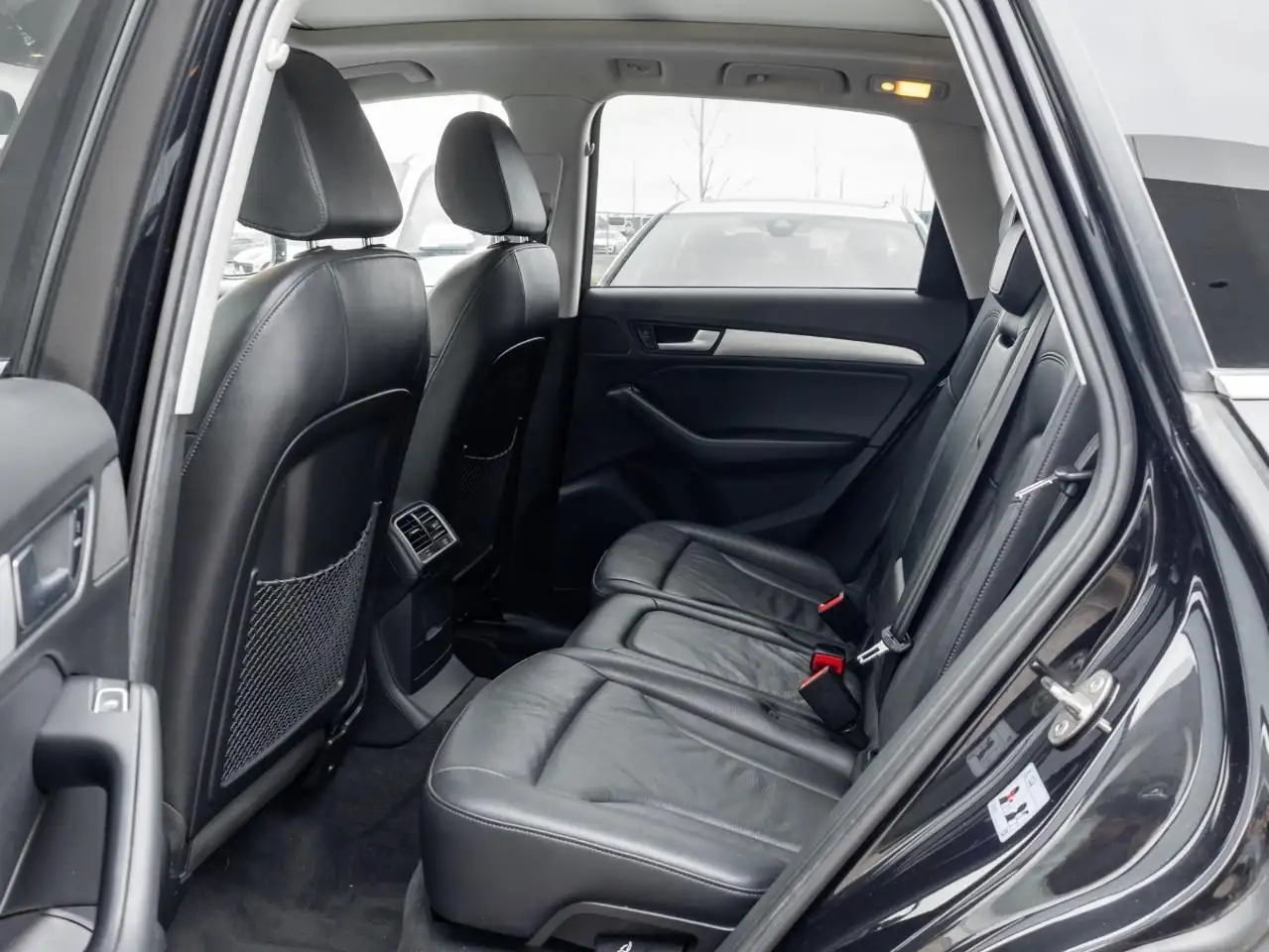 Audi Q5 снимка Audi Q5