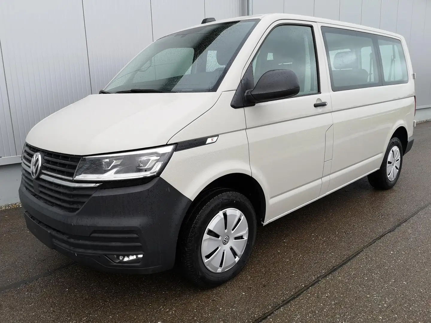 Volkswagen T6.1 Transporter T6.1 Kombi 2.0 TDI 8 Sitzer LED AHK APP Sitzh GV4/ Weiß - 1