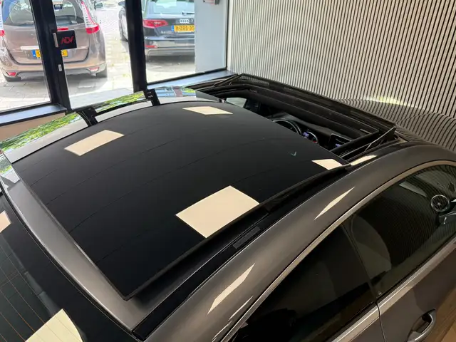 Mercedes-Benz C-Class view 15
