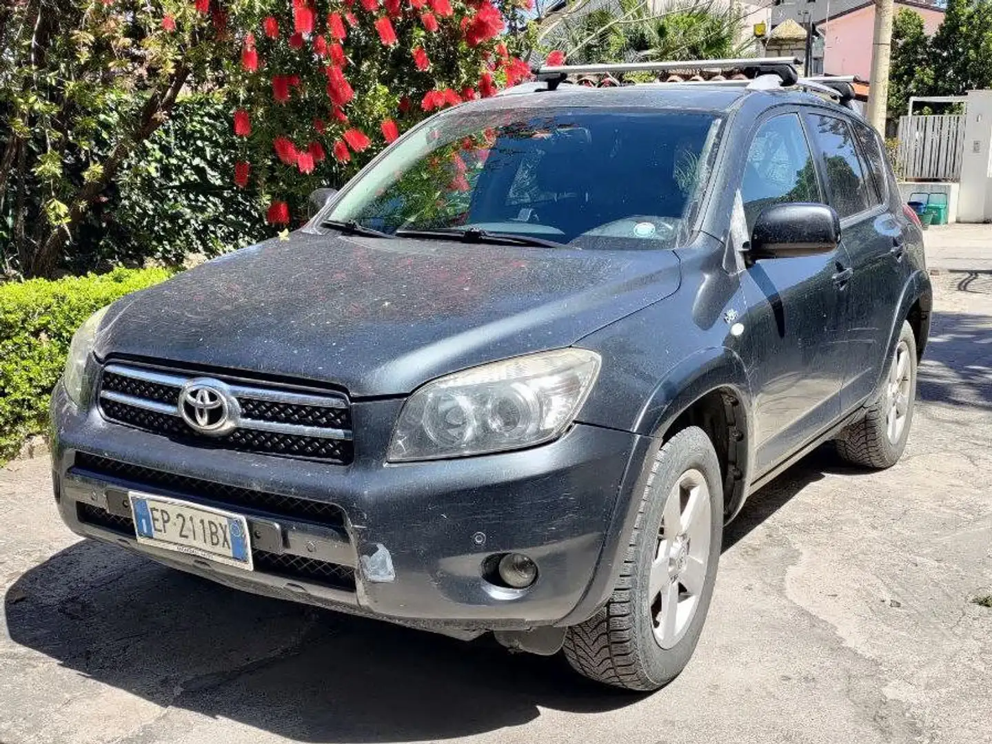 Toyota RAV 4 RAV4 2.2 d-4d Luxury 177cv Nero - 1