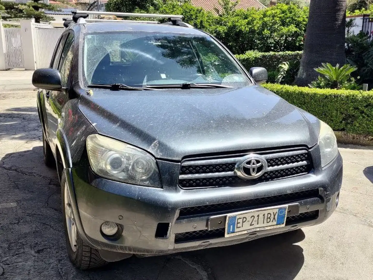 Toyota RAV 4 RAV4 2.2 d-4d Luxury 177cv Nero - 2