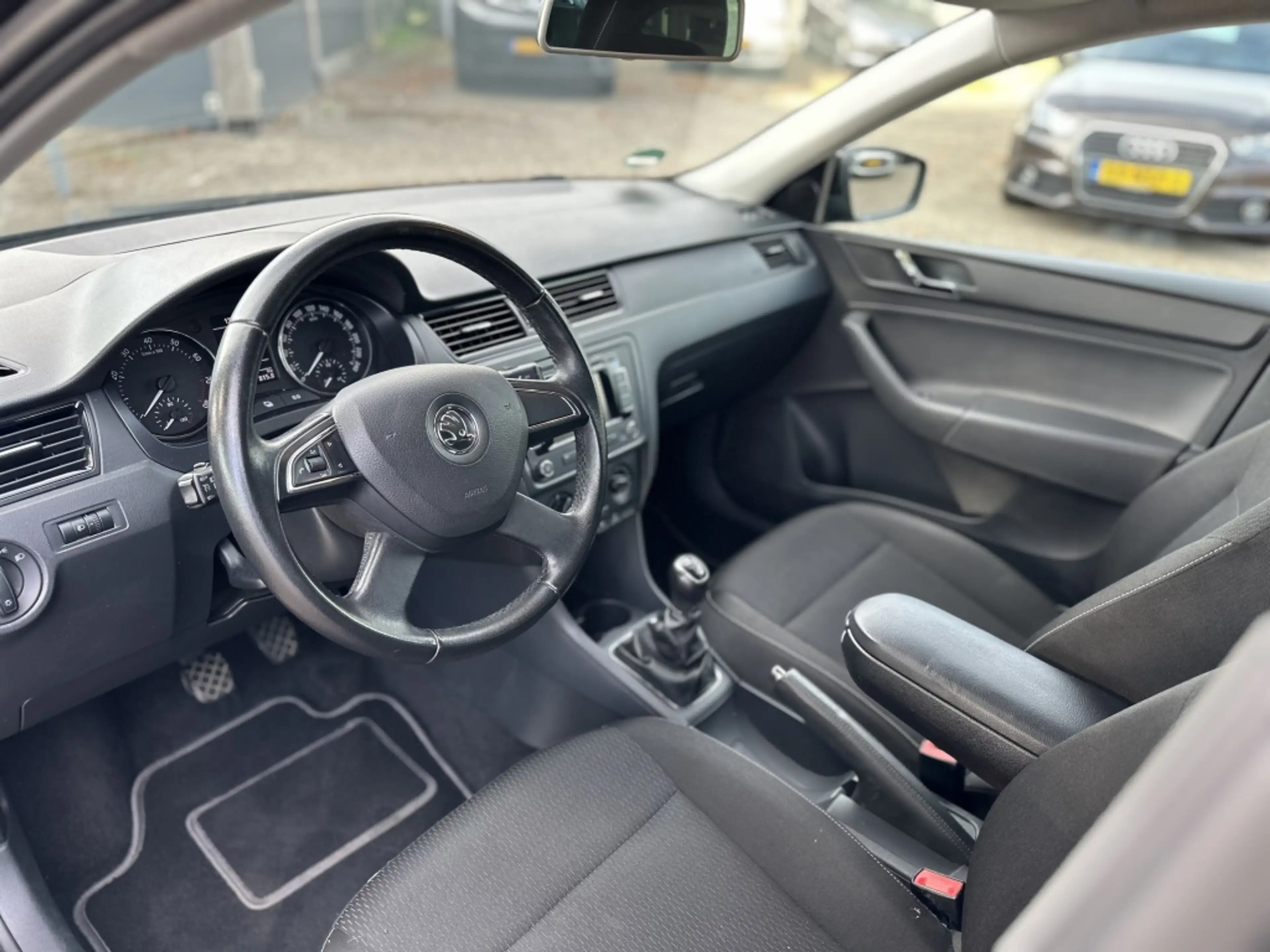 Skoda Rapid/Spaceback 1.2 TSI 95.945 NAP*Cruise Cr*Navi*Airco*Top onderh — photo 8