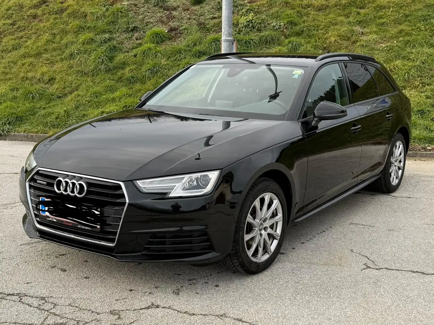 Audi A4 A4 Avant 2,0 TDI quattro S-tronic Schwarz - 1