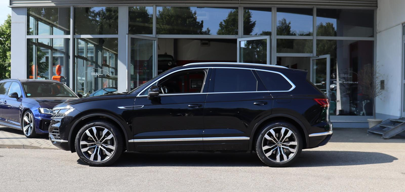 Volkswagen Touareg Elegance eHybrid Dynaudio/Luft/Massage — photo 6
