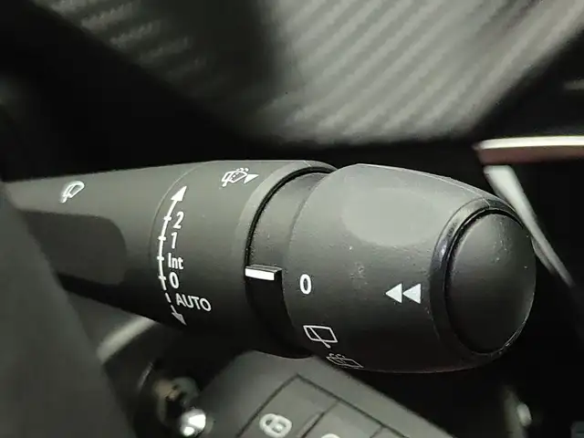 Peugeot 2008 view 16