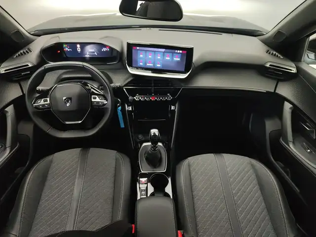 Peugeot 2008 view 9