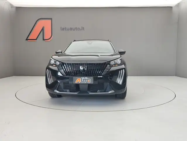 Peugeot 2008 view 2