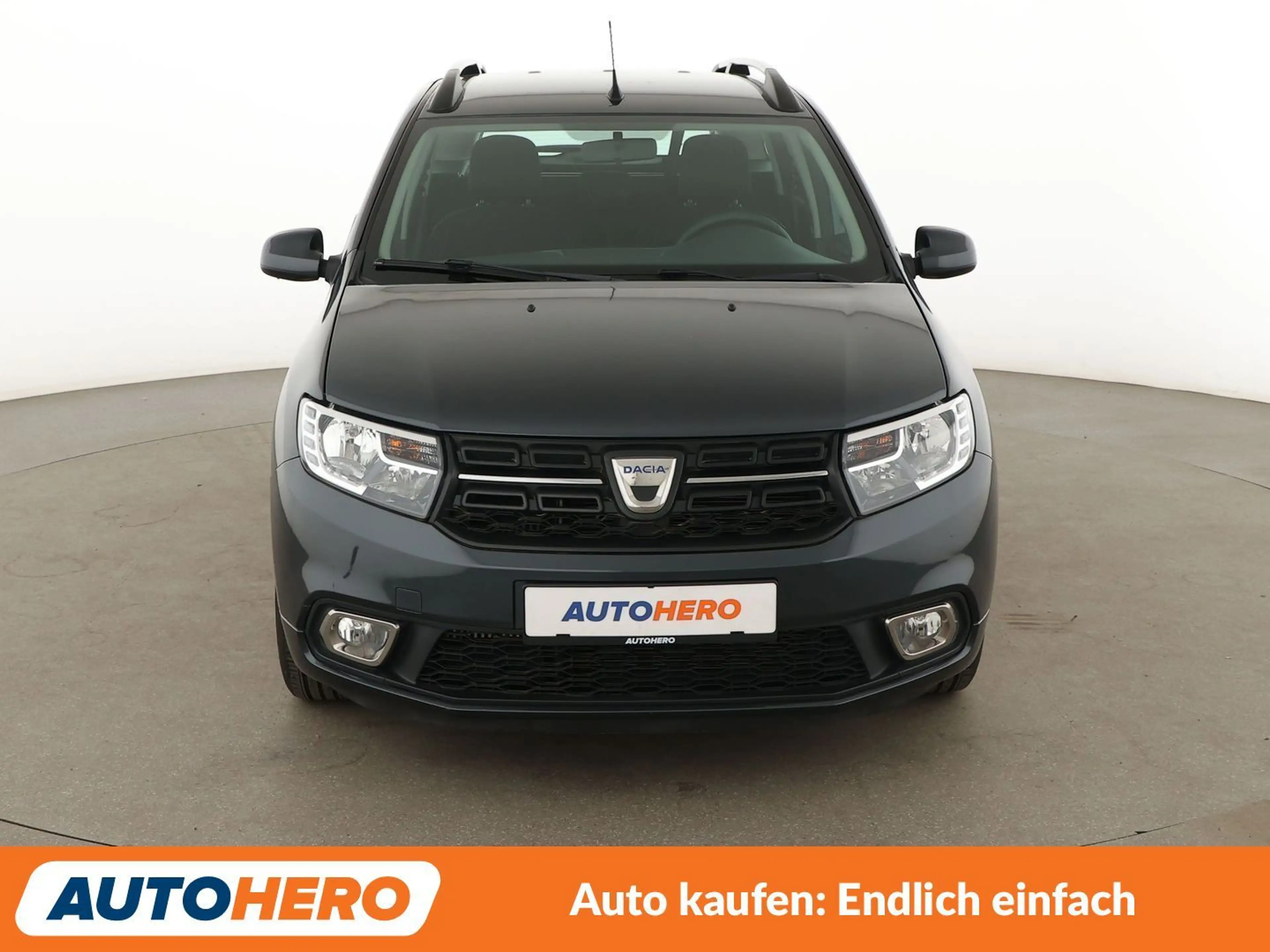 Dacia Logan 0.9 TCe Comfort*NAVI*CAM*PDC*KLIMA*TEMPO* — photo 9