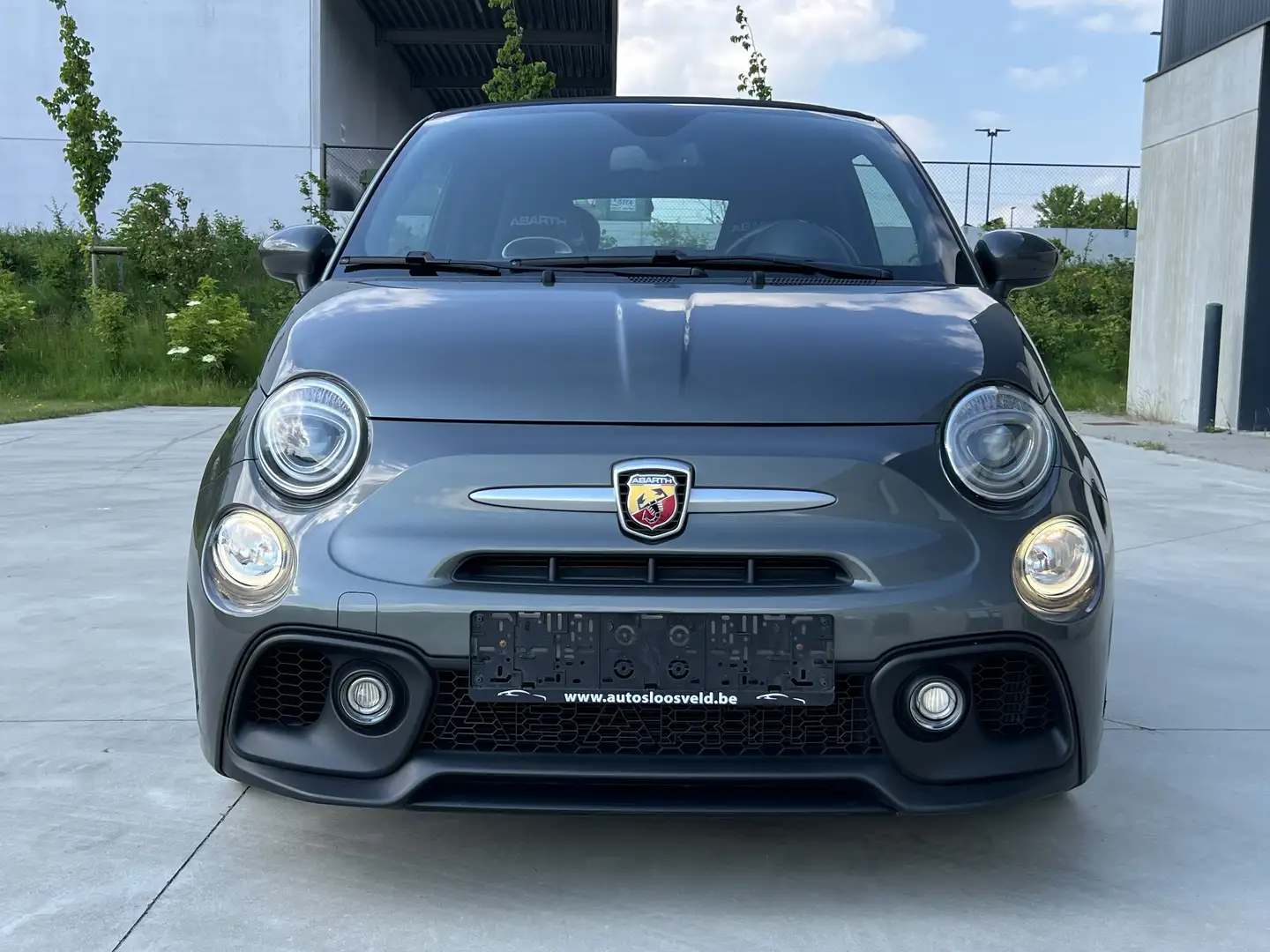 Abarth 595C 1.4 T-Jet CABRIO 145pk/ NAVI/ LEDER/ CARPLAY/ PDC Gris - 2