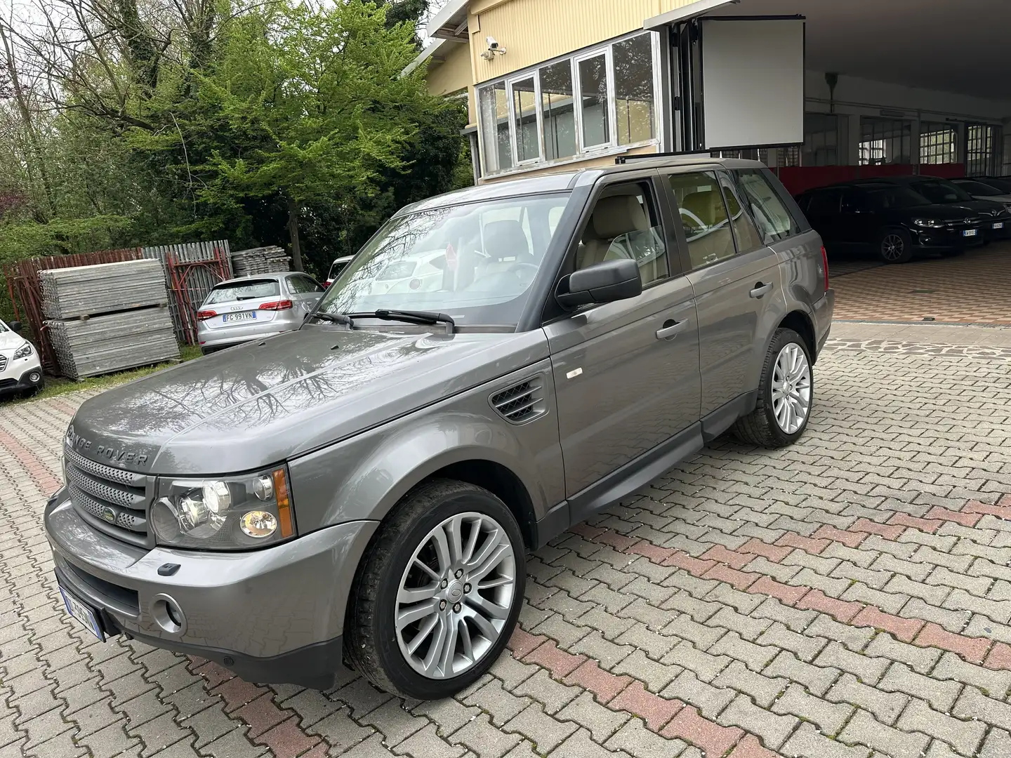 Land Rover Range Rover Sport 2.7 tdV6 HSE auto - 2
