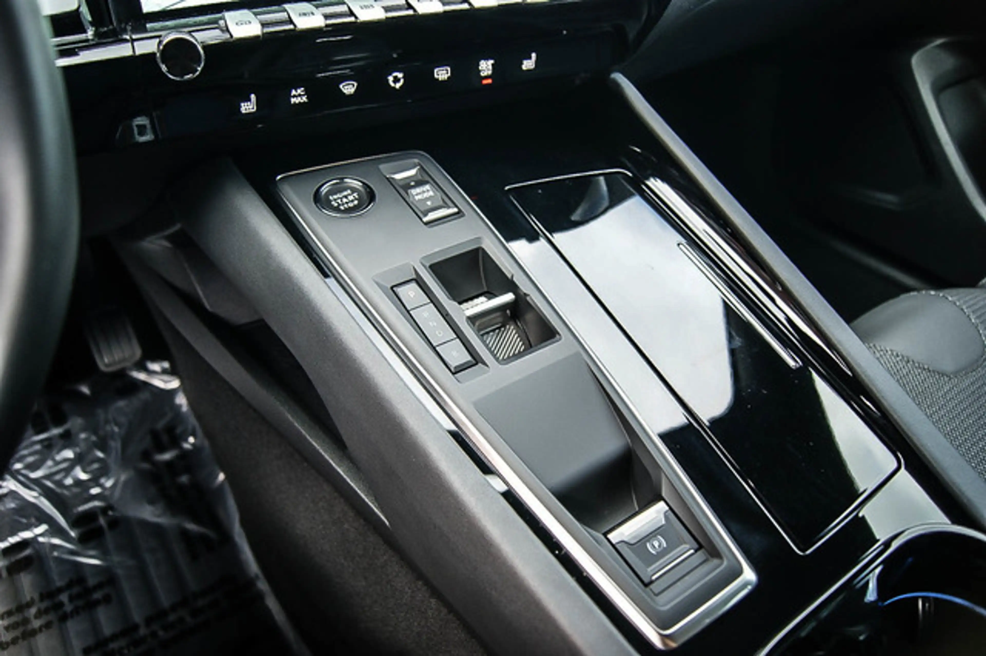 Peugeot 508 SW Hybrid 225 Allure ANHÄNGERKUPPLNG LED ACC — photo 12