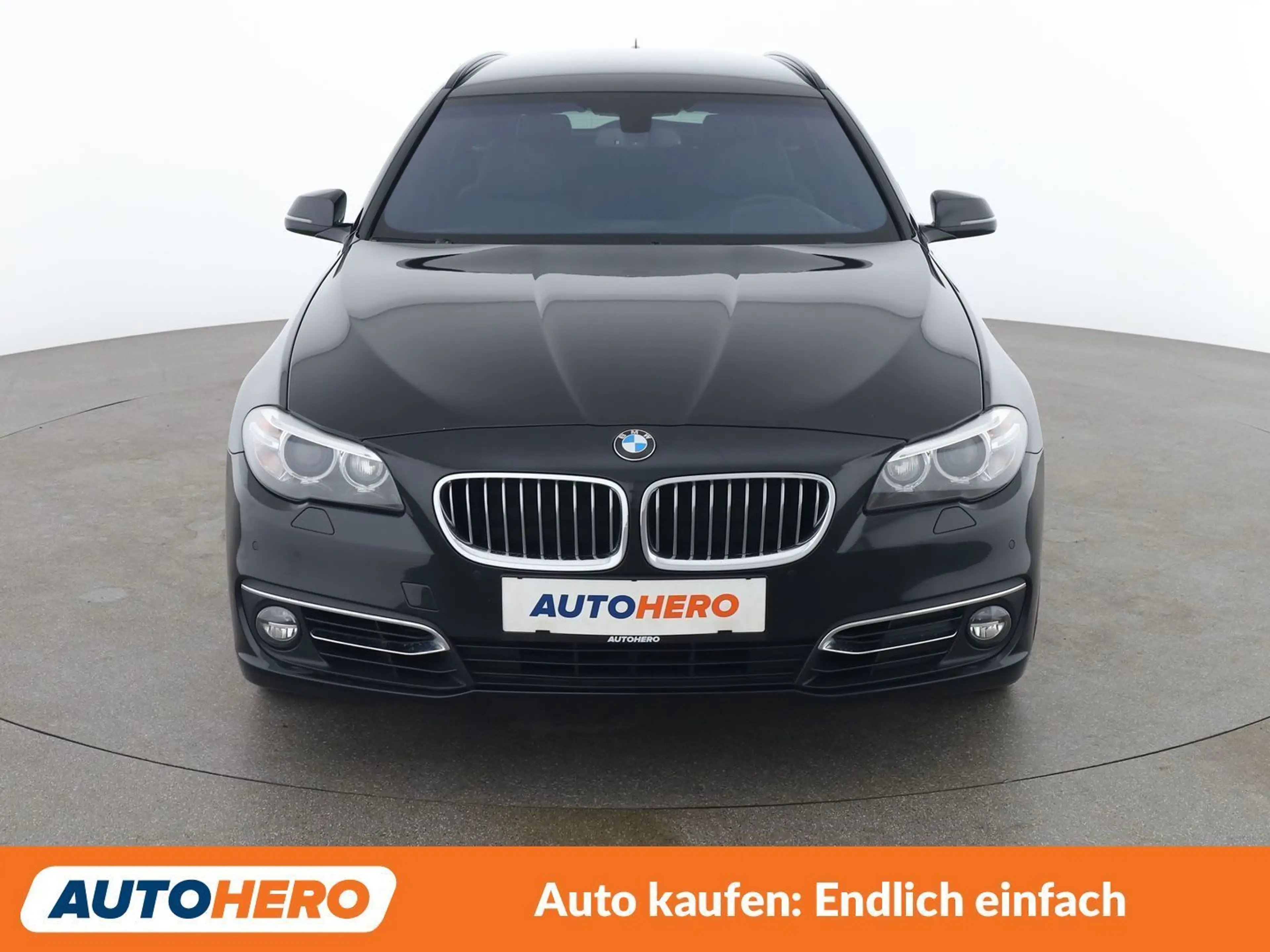 BMW 535 535d xDrive Luxury Line — photo 9