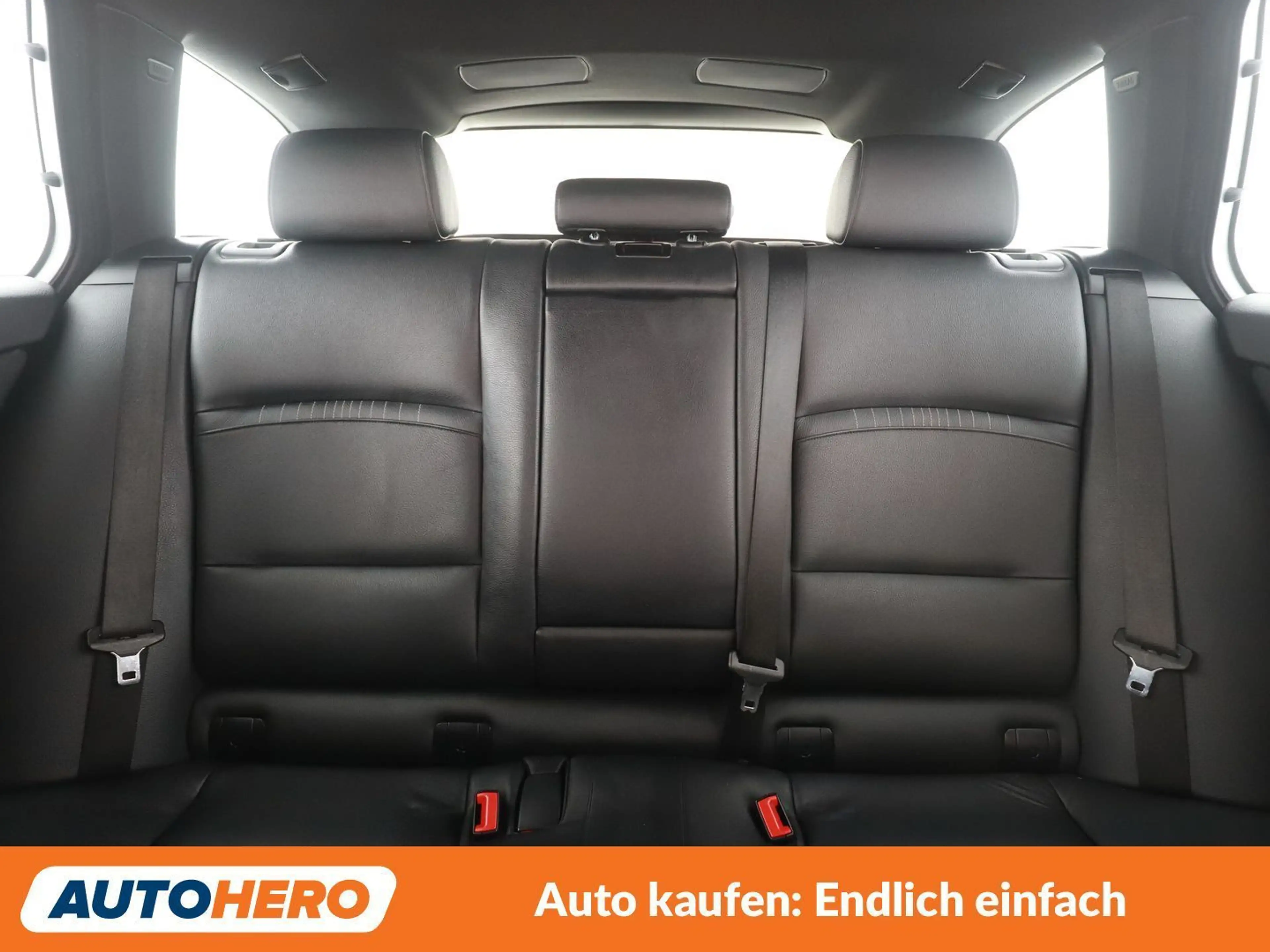 BMW 535 535d xDrive Luxury Line — photo 15