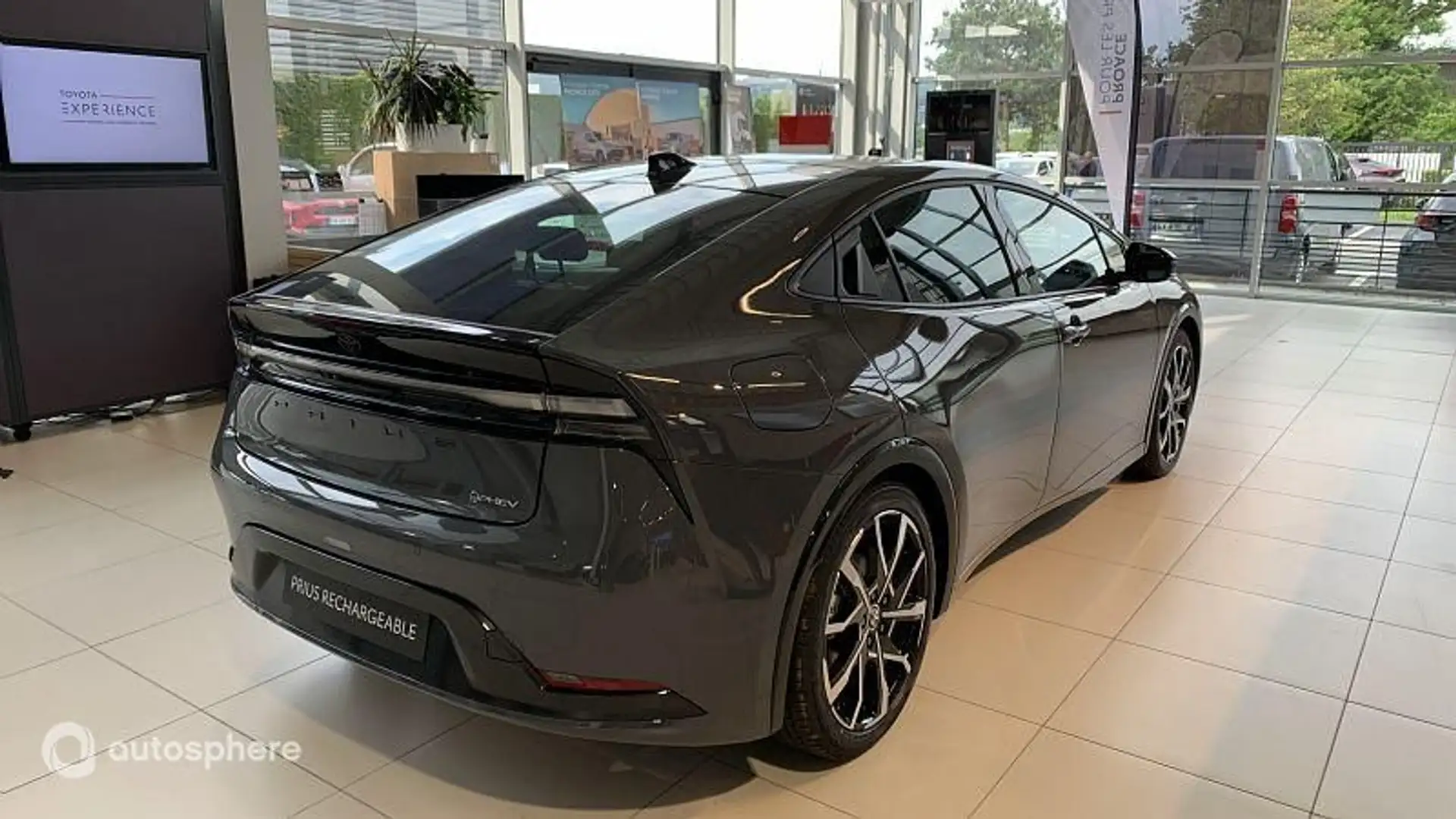 Toyota Prius+ 2.0 Hybride Rechargeable 223ch Lounge MY25 - 2