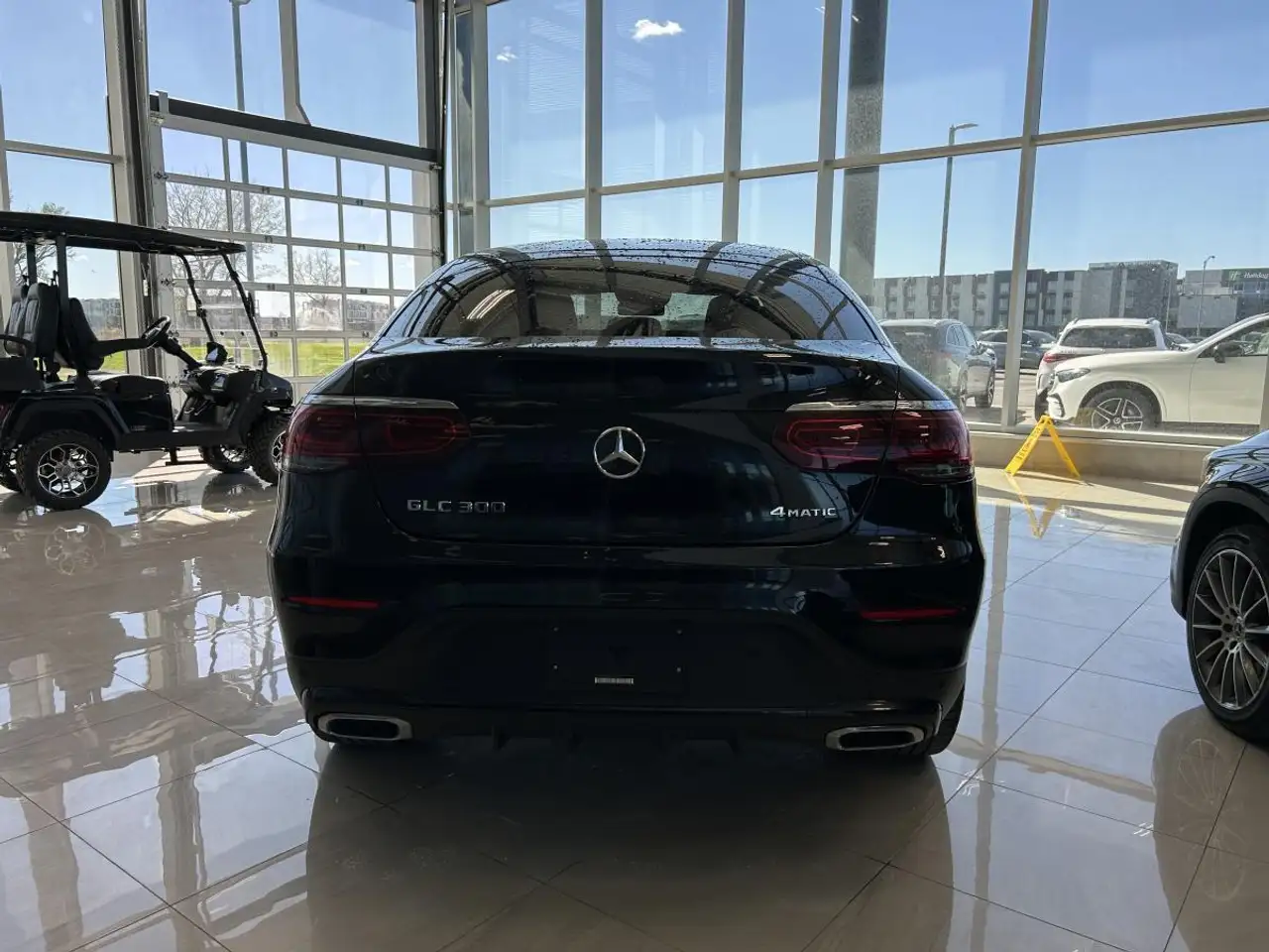 Mercedes-Benz GLC снимка Mercedes-Benz GLC