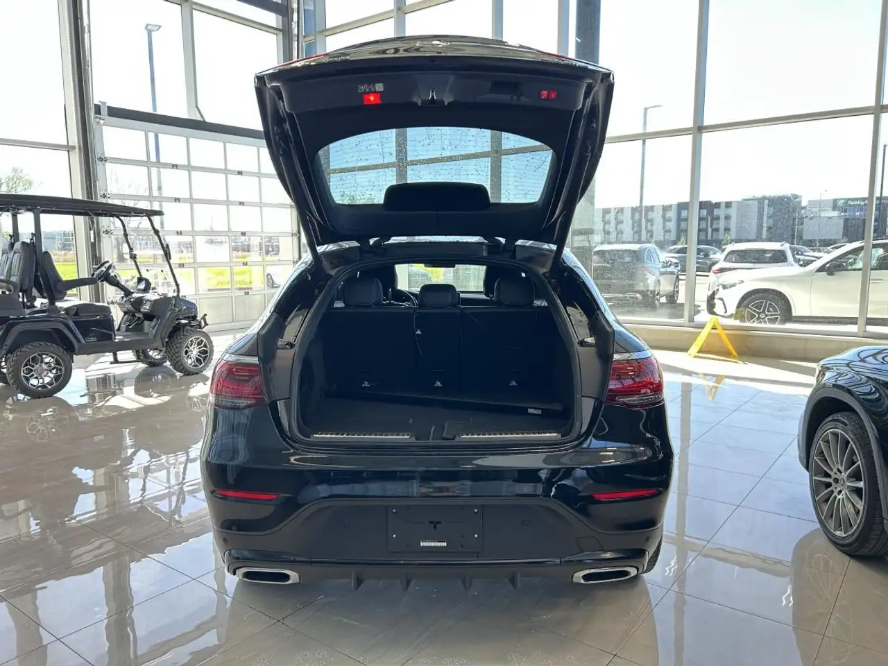 Mercedes-Benz GLC снимка Mercedes-Benz GLC