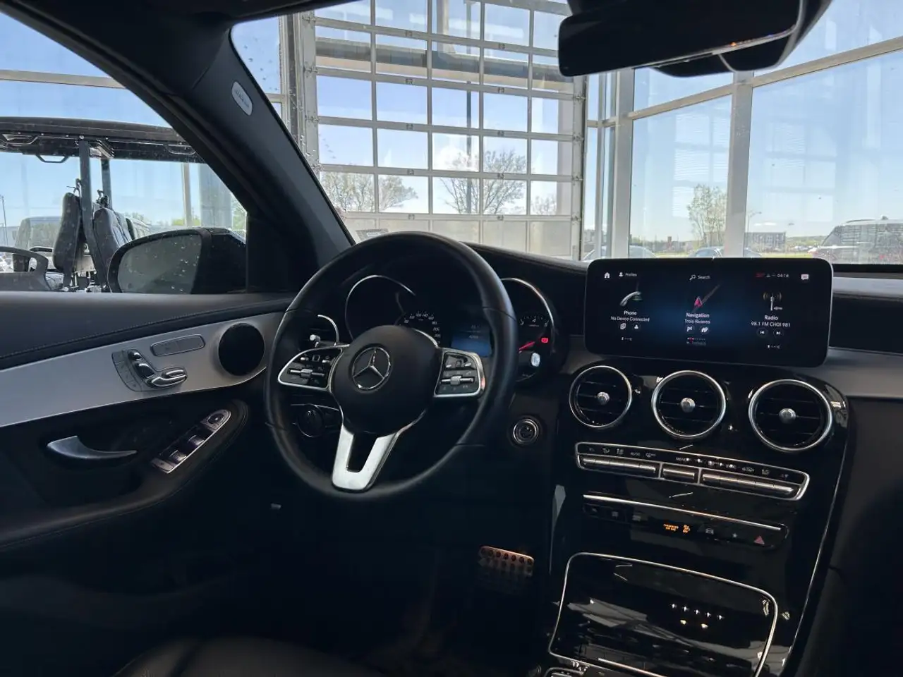 Mercedes-Benz GLC снимка Mercedes-Benz GLC