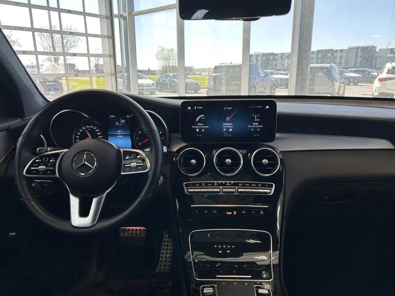 Mercedes-Benz GLC снимка Mercedes-Benz GLC