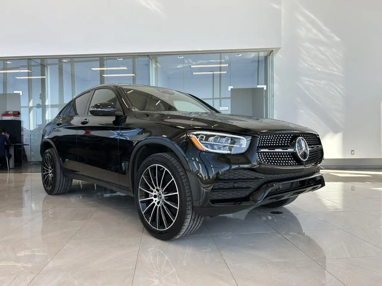 2023 Mercedes-Benz GLC