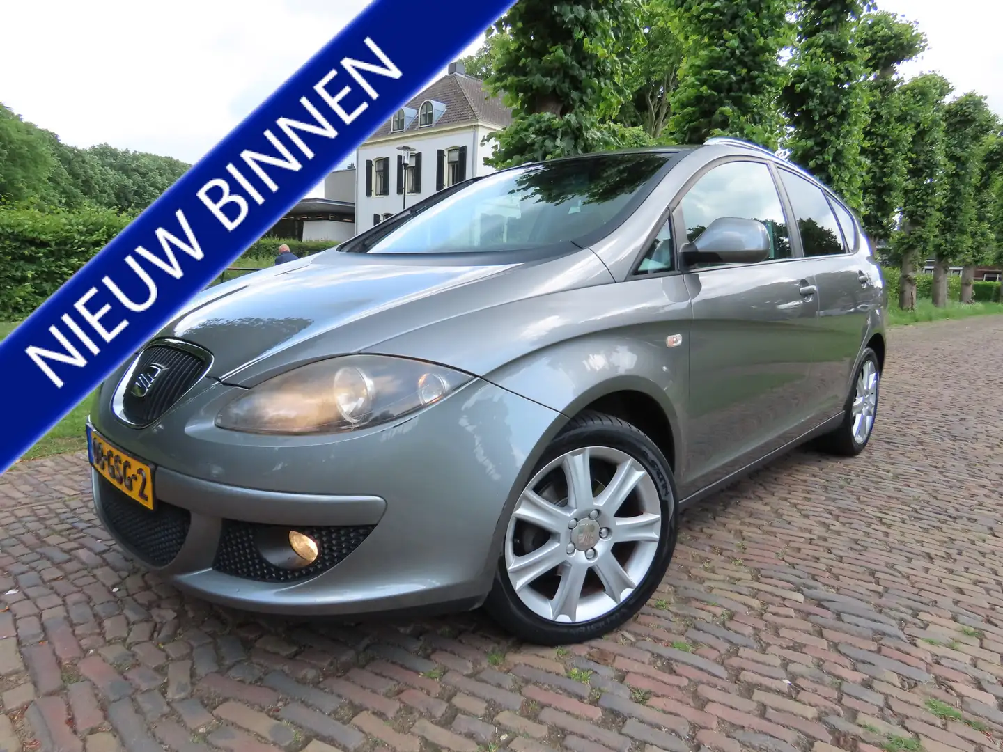 SEAT Altea XL 1.6 Stylance Ecc Cruisecontrol Navigatie Pdc Lm Ve Grijs - 1