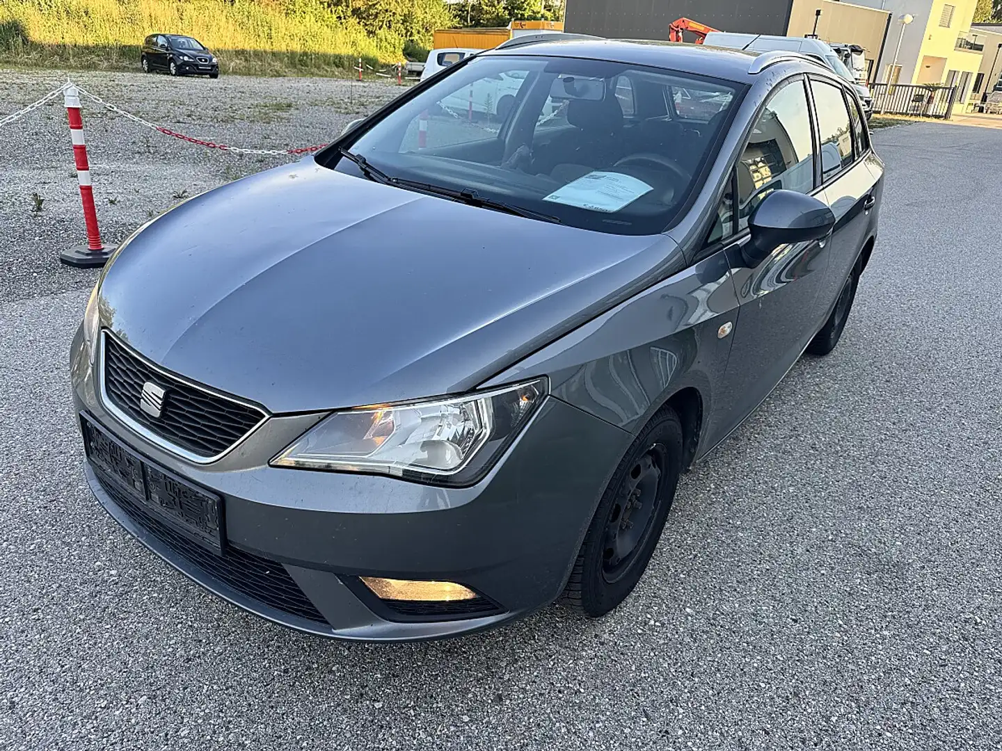 SEAT Ibiza Grau - 1