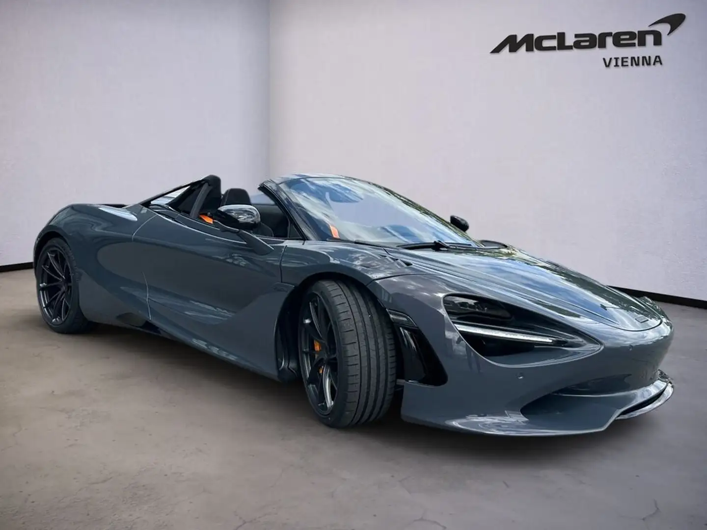 McLaren 750S Spider / MSO Lava Grey / B&W / 360 / Lift Grau - 2